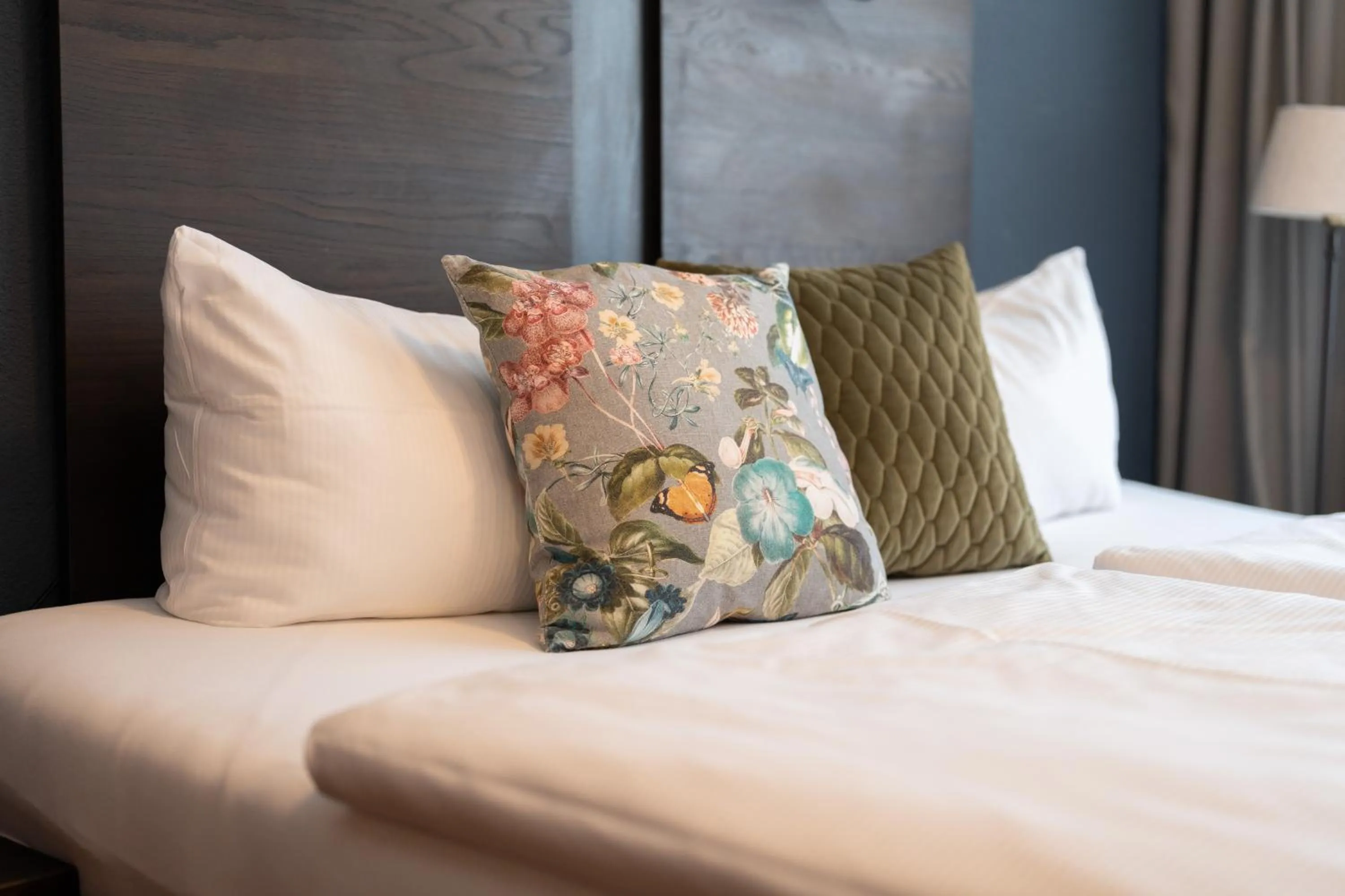 Photo of the whole room, Bed in Hotel am Fischmarkt