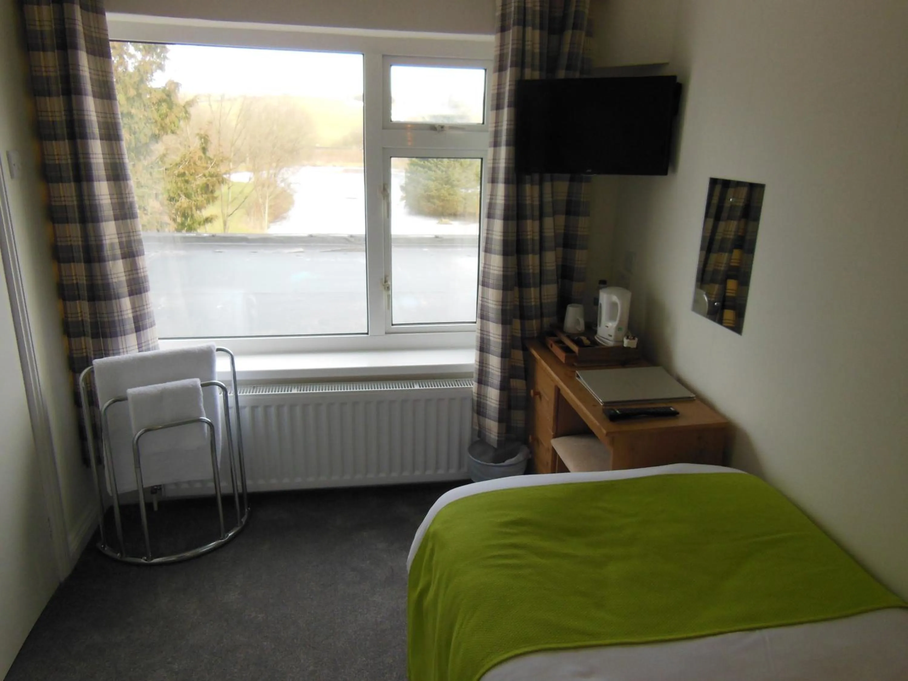 Bedroom, Bed in Y Giler Arms