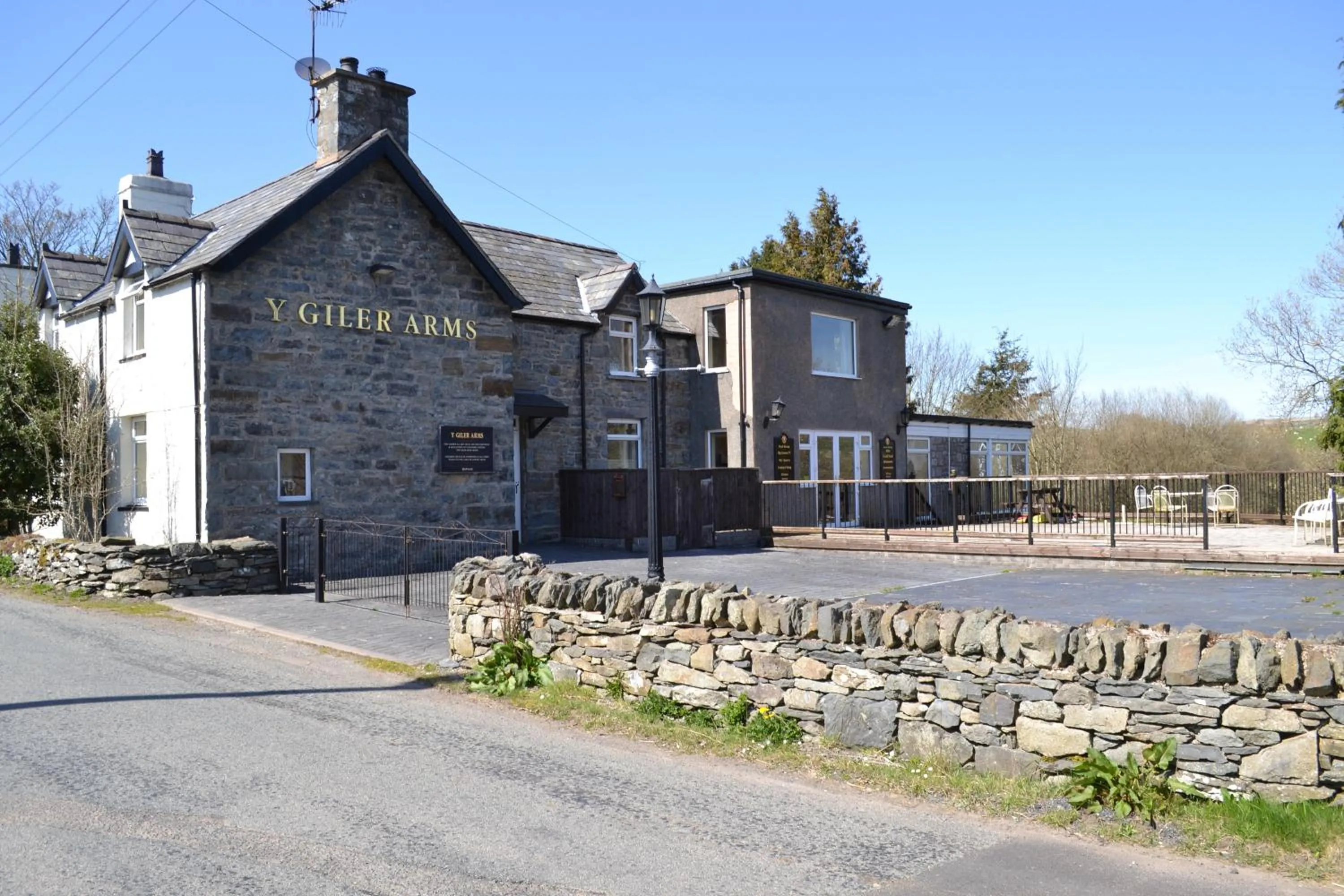 Property building in Y Giler Arms