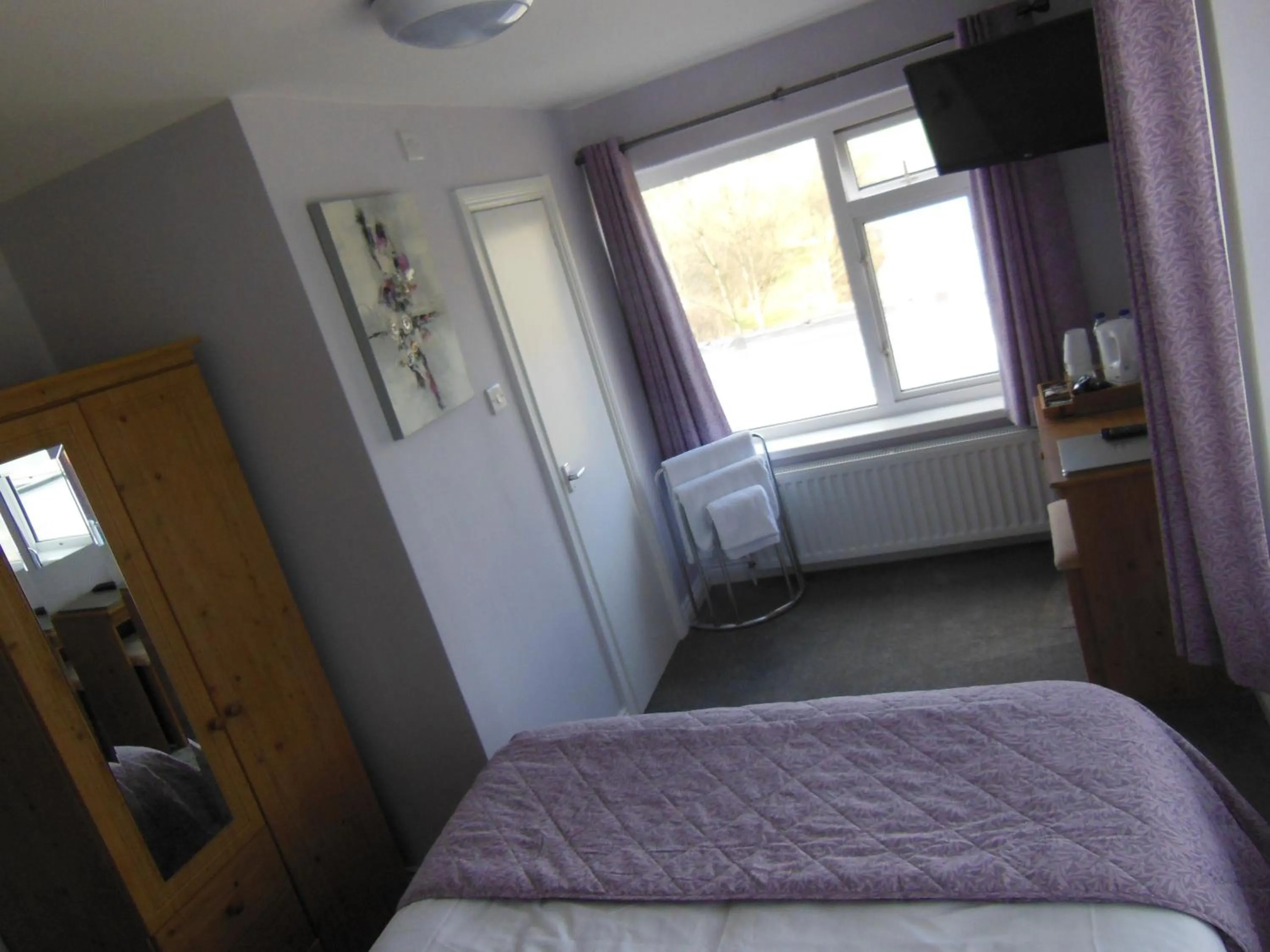 Bedroom, Bed in Y Giler Arms