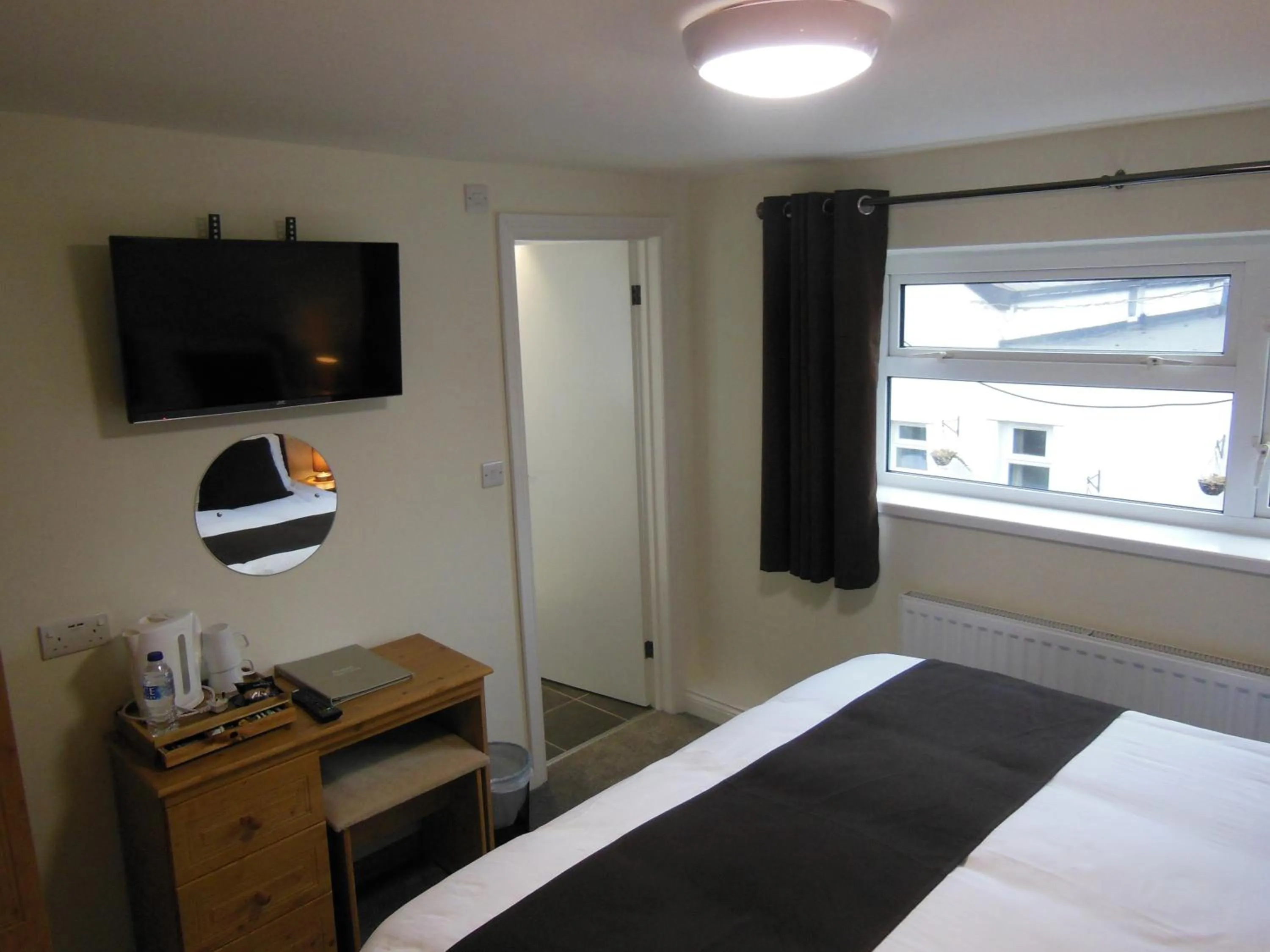 Bedroom, Bed in Y Giler Arms