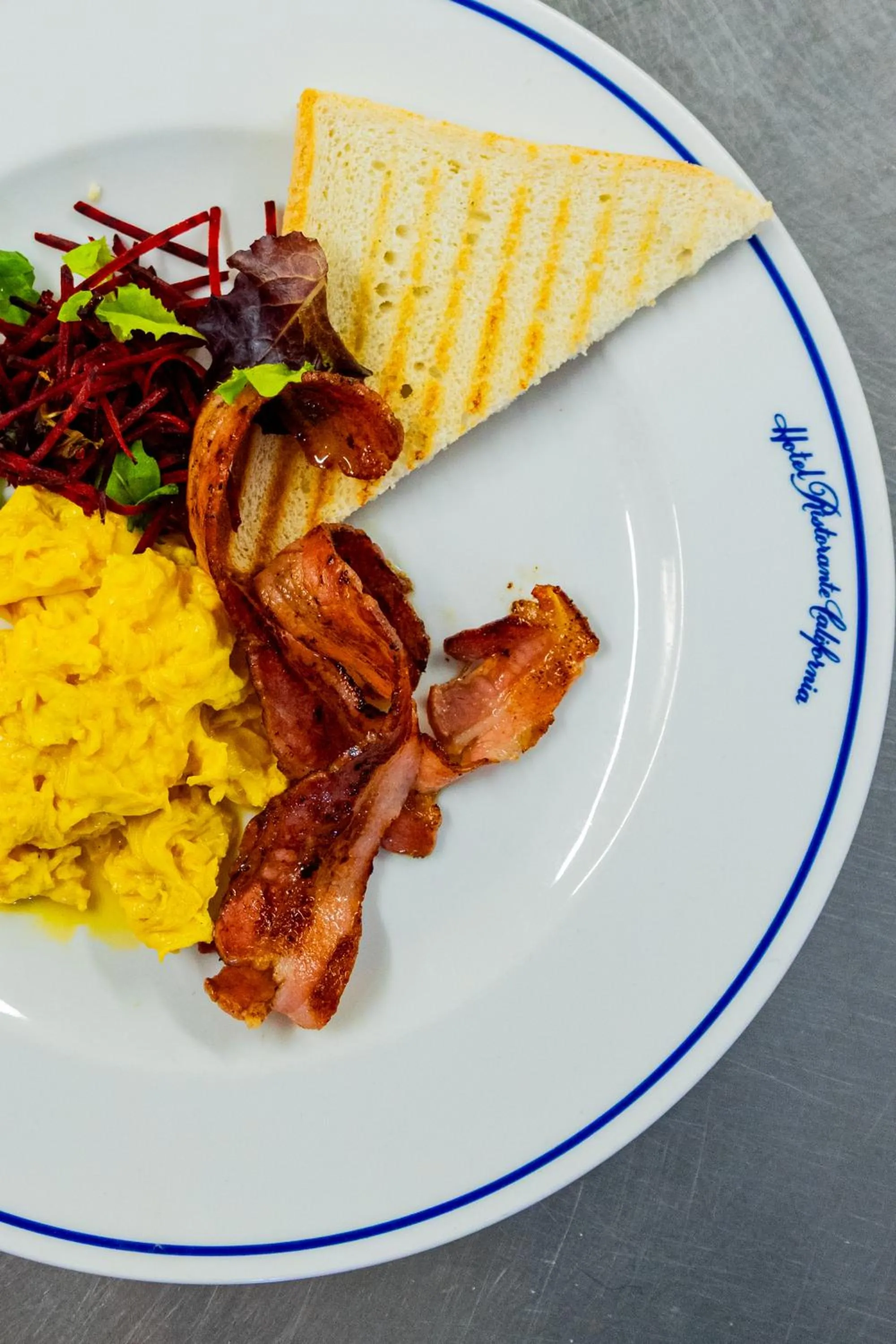 Continental breakfast in California Pastry Hotel
