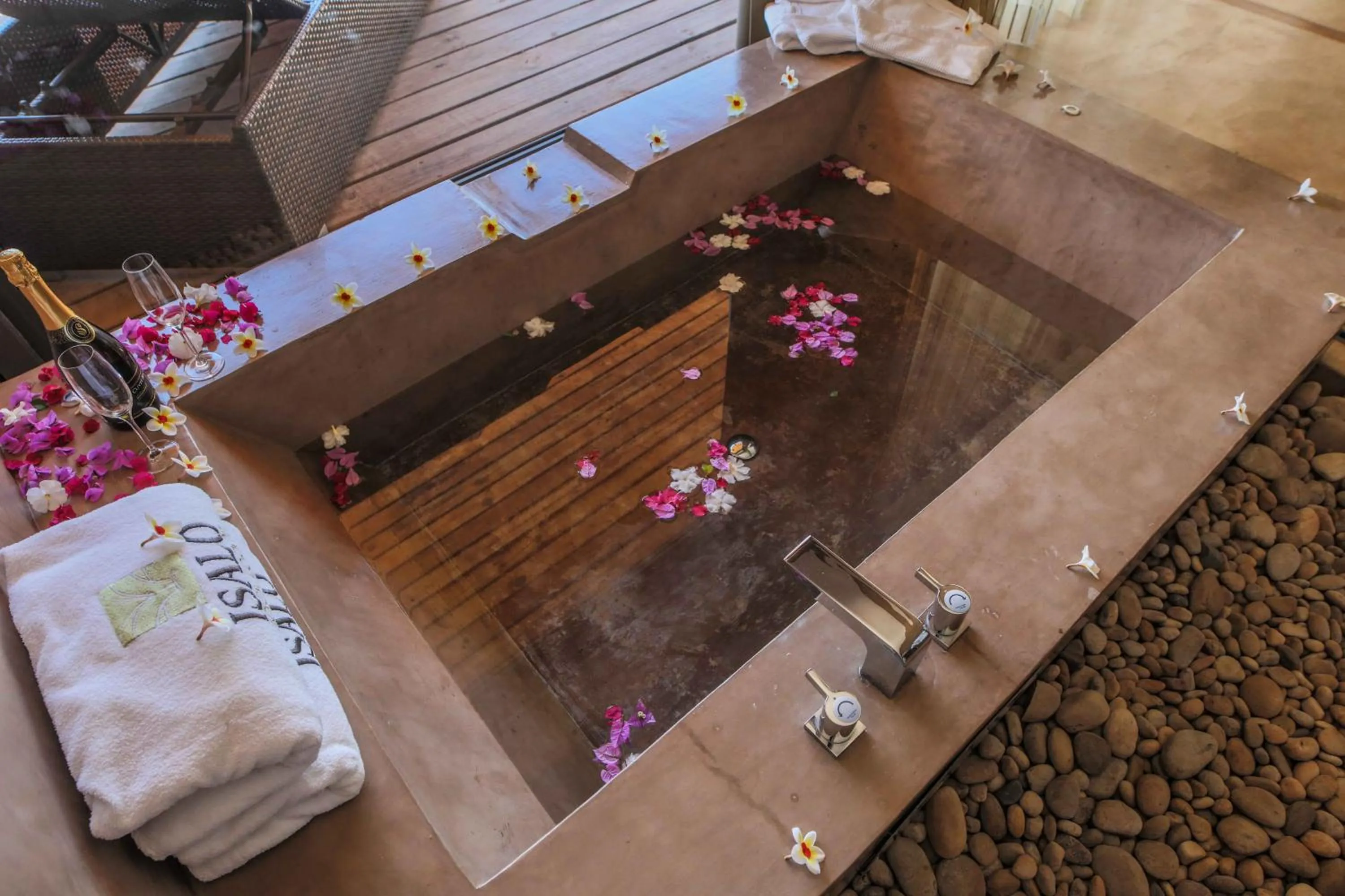 Bathroom in Isalo Rock Lodge