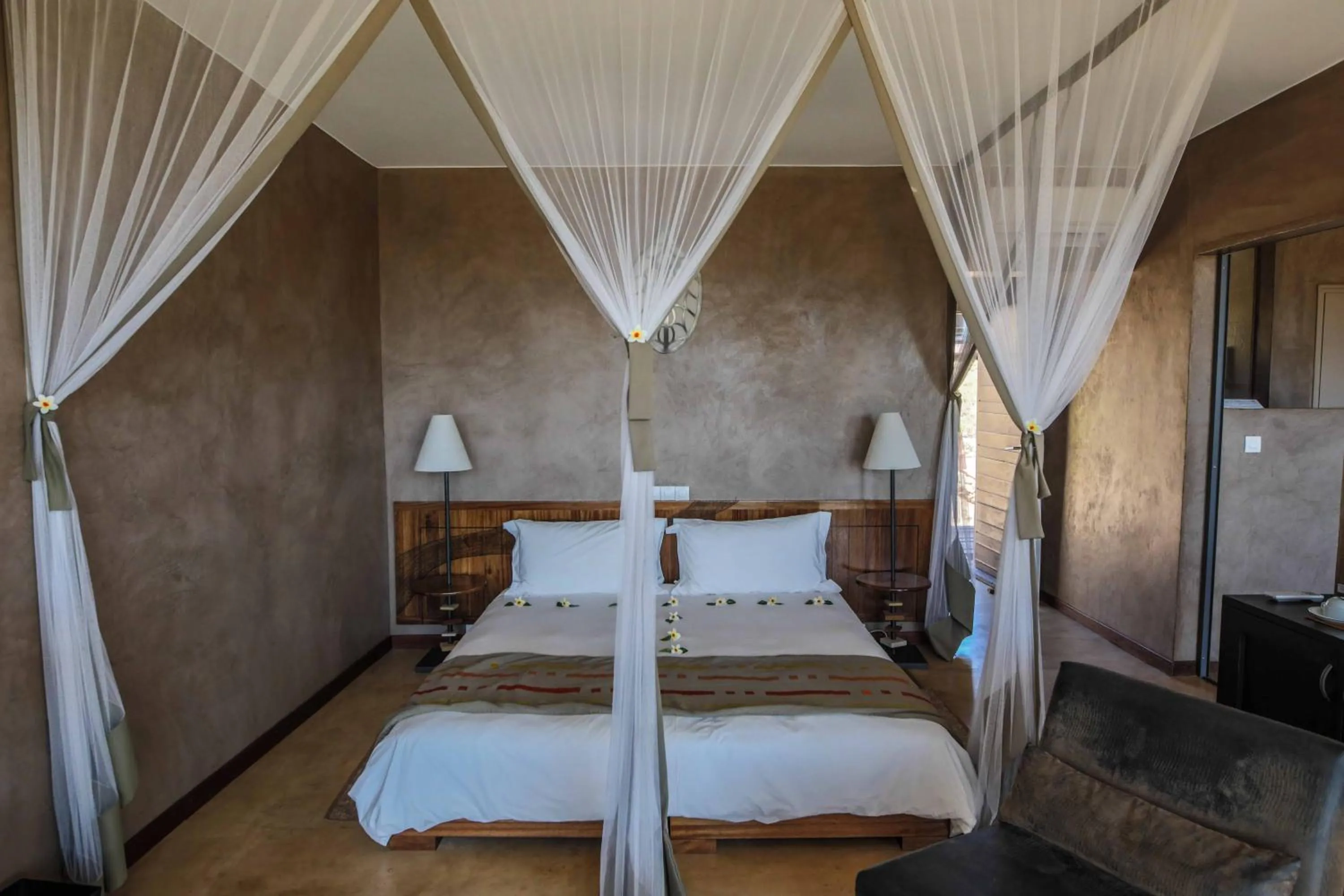 Photo of the whole room, Bed in Isalo Rock Lodge