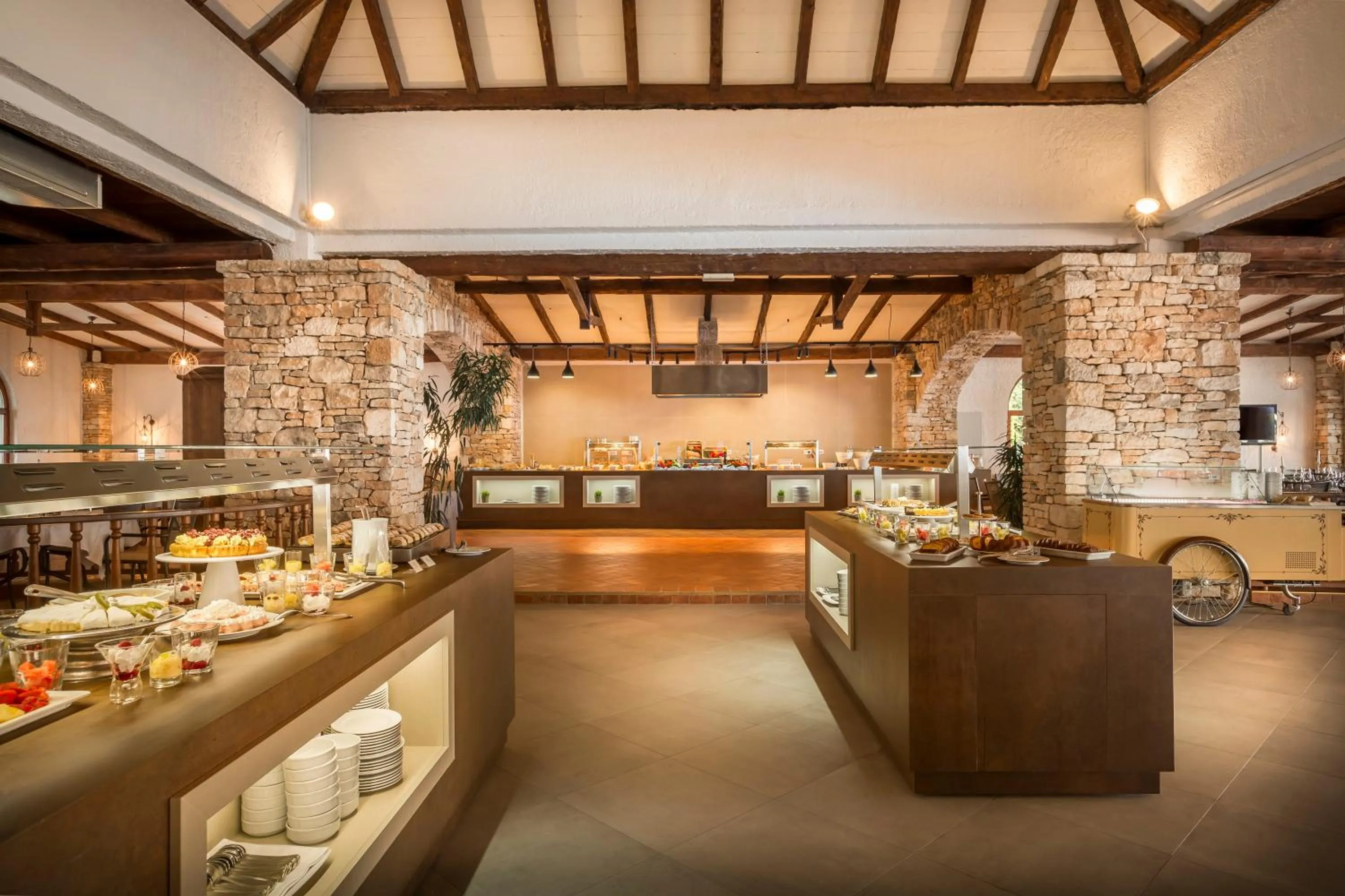 Restaurant/places to eat in Maistra Select Island Hotel Katarina