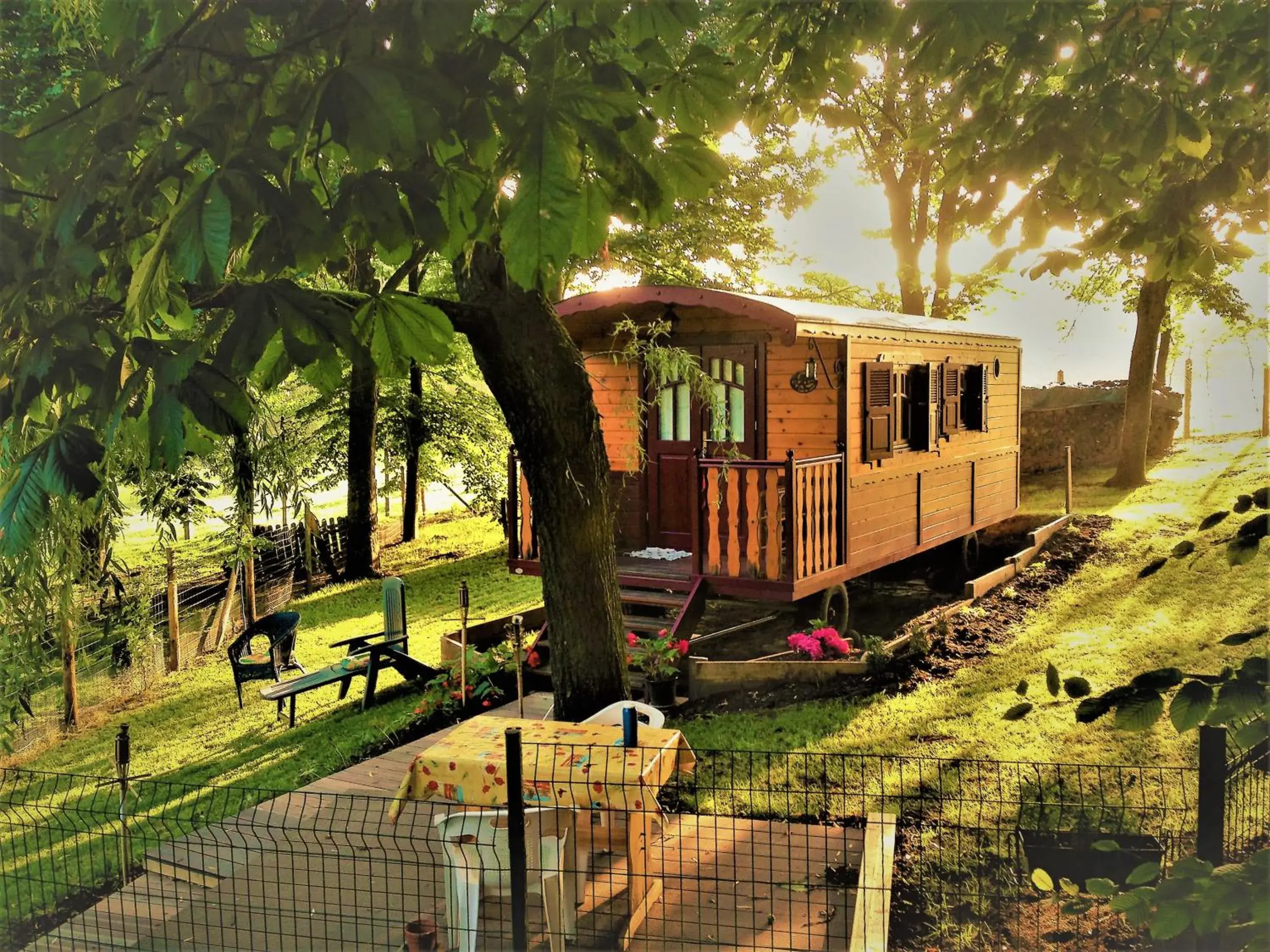 La Gypsy Caravan La Gypsy Caravan