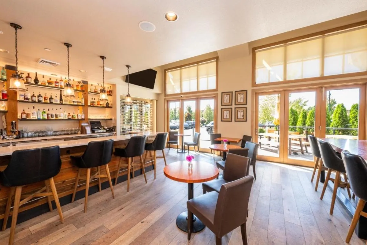 The Lodge at Columbia Point