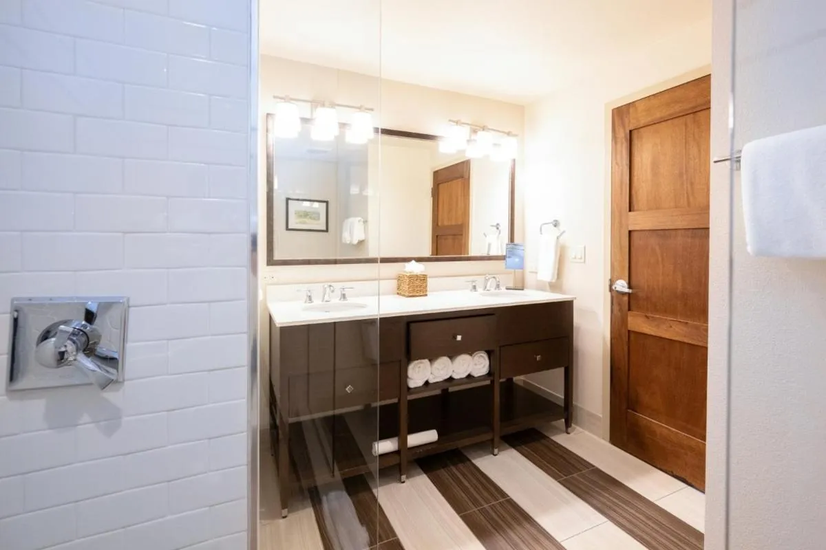 The Lodge at Columbia Point