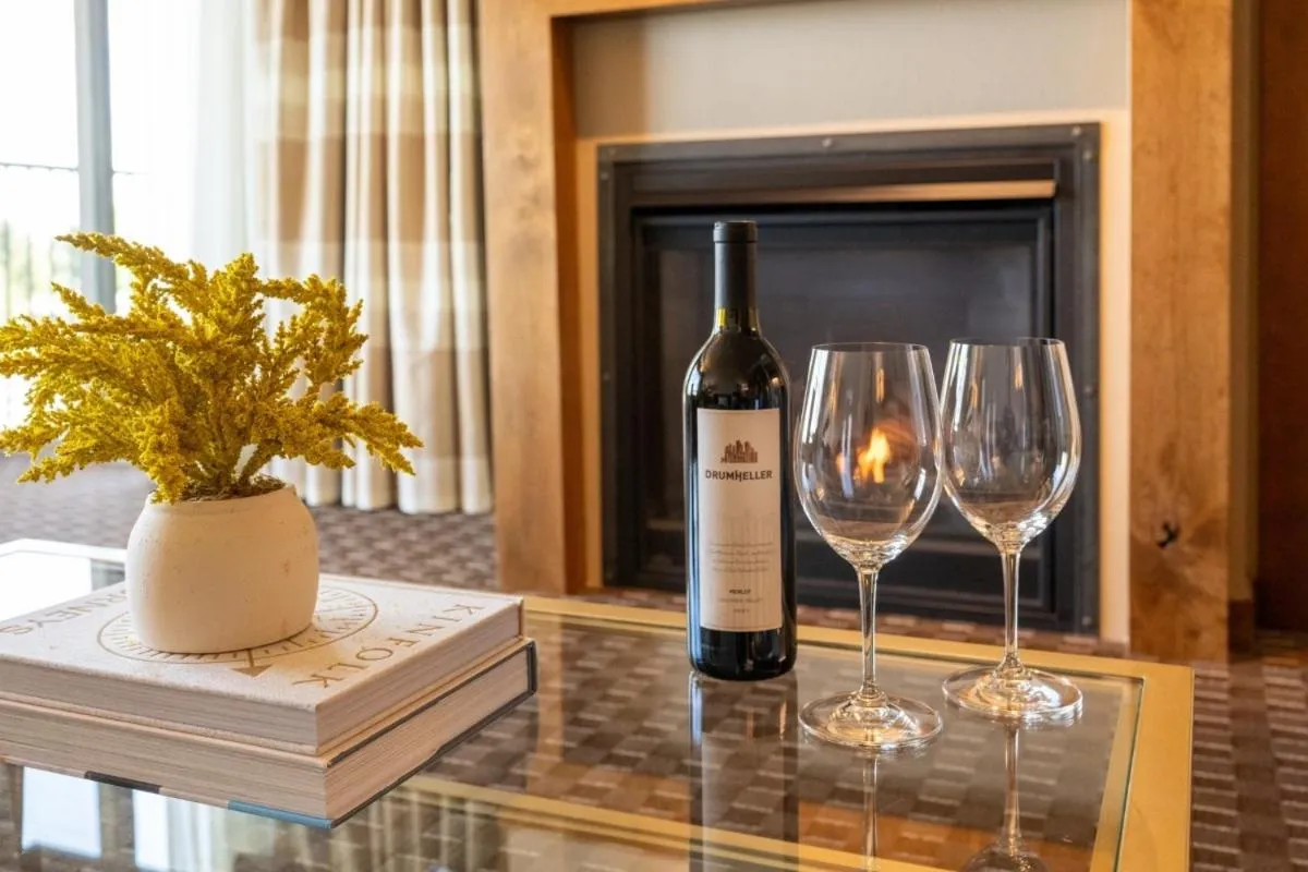 The Lodge at Columbia Point