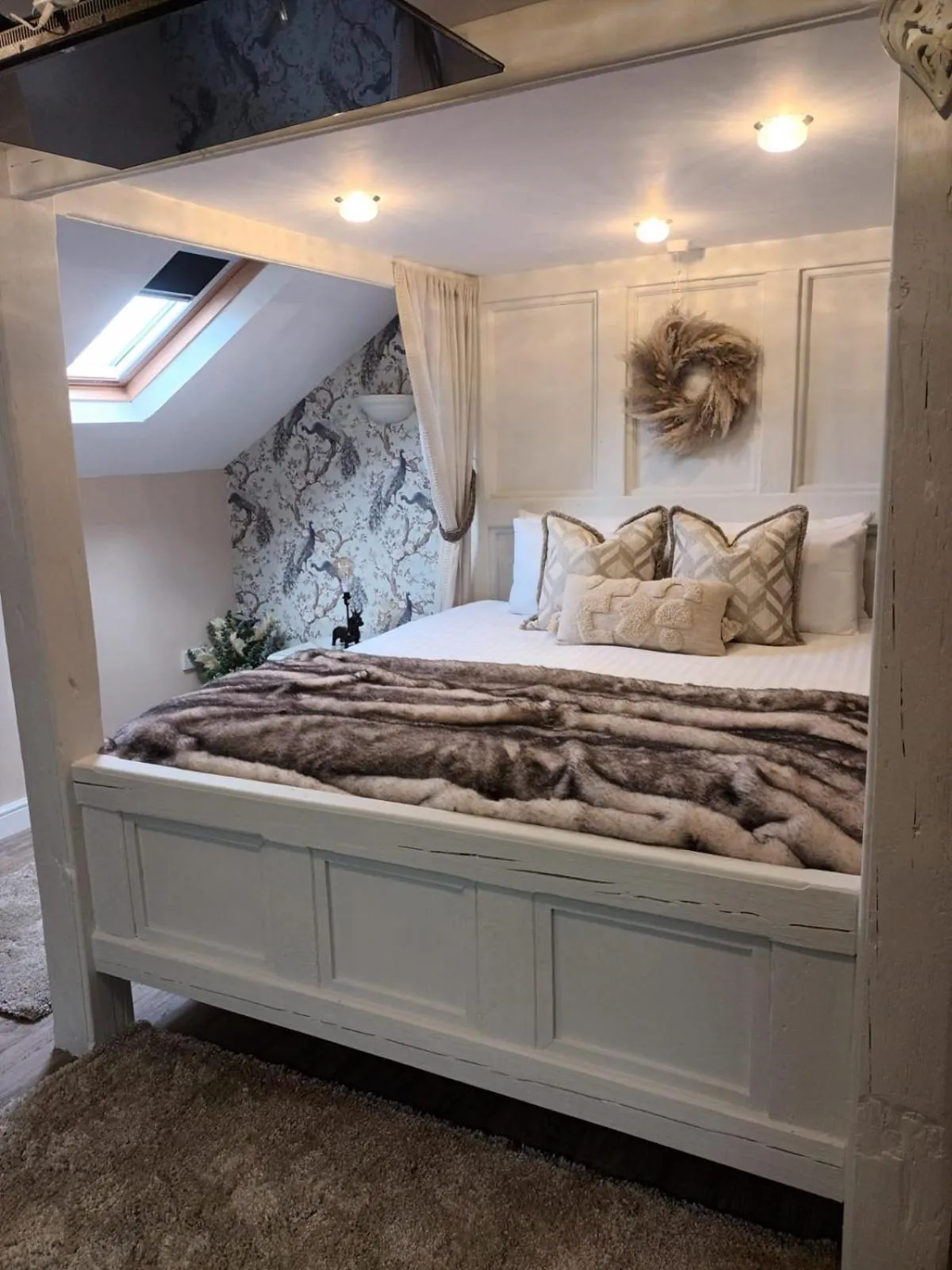 Bed in The Renishaw Rooms