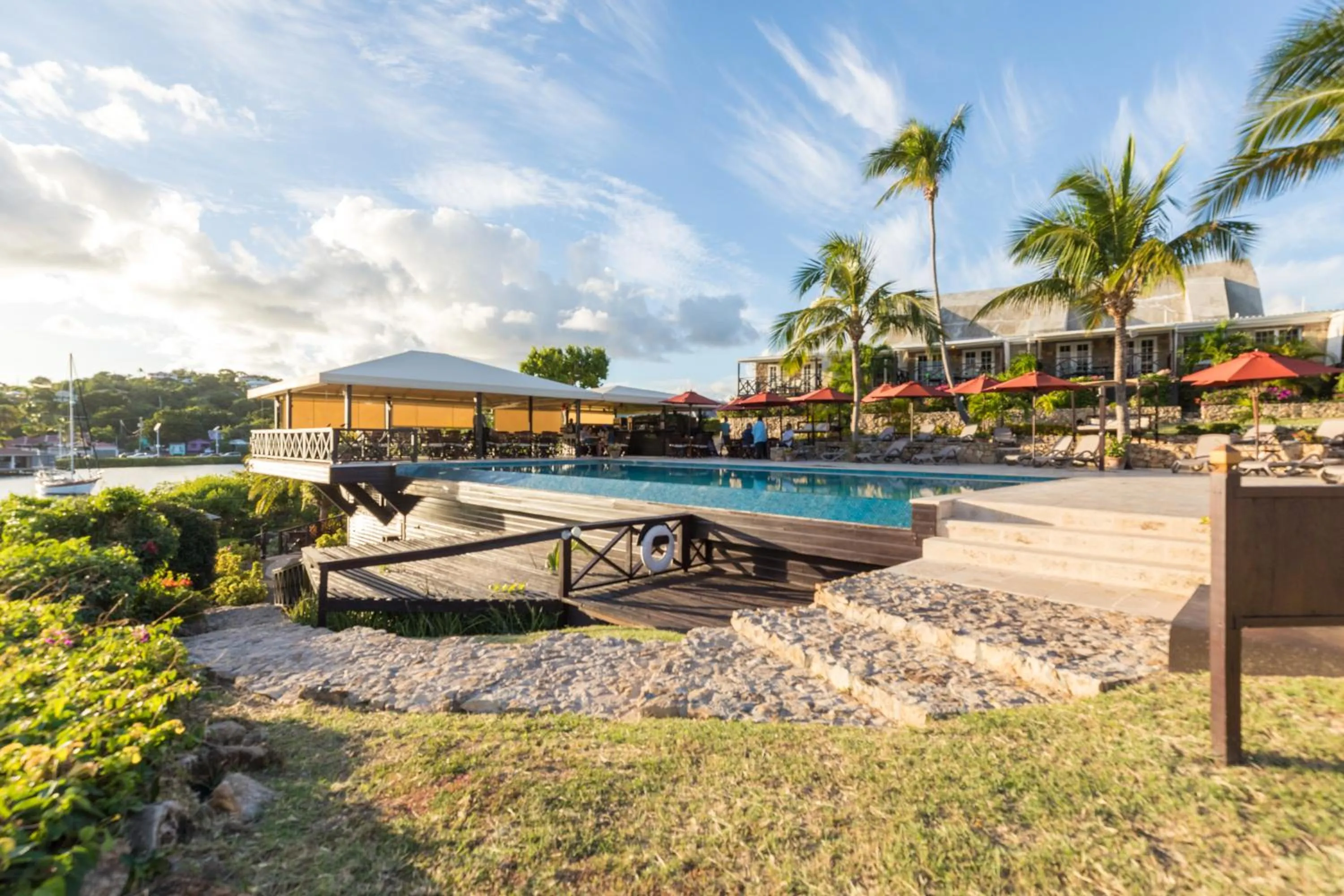 Swimming pool in Gunpowder House & Suites