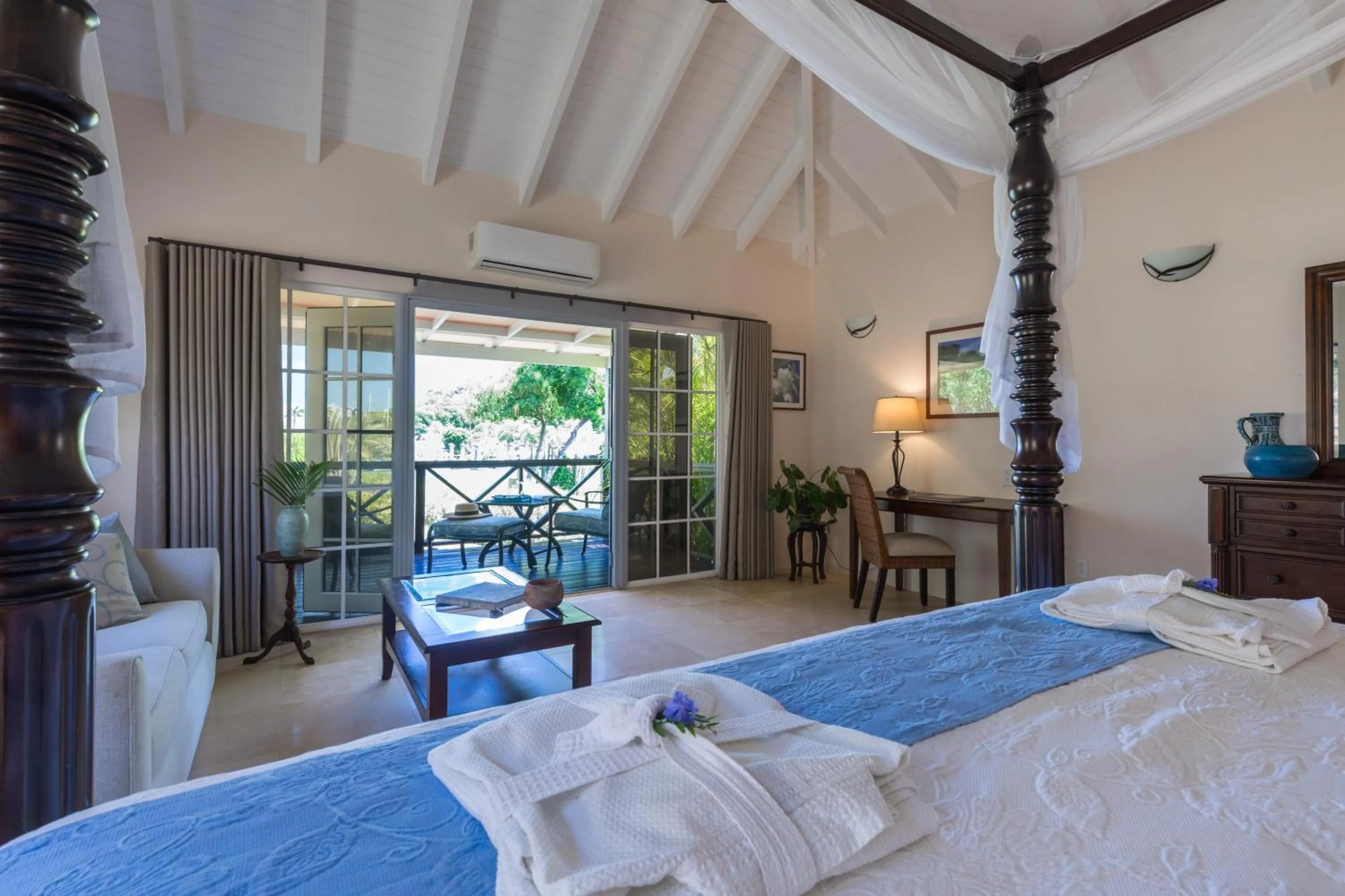 Balcony/Terrace, Bed in Gunpowder House & Suites