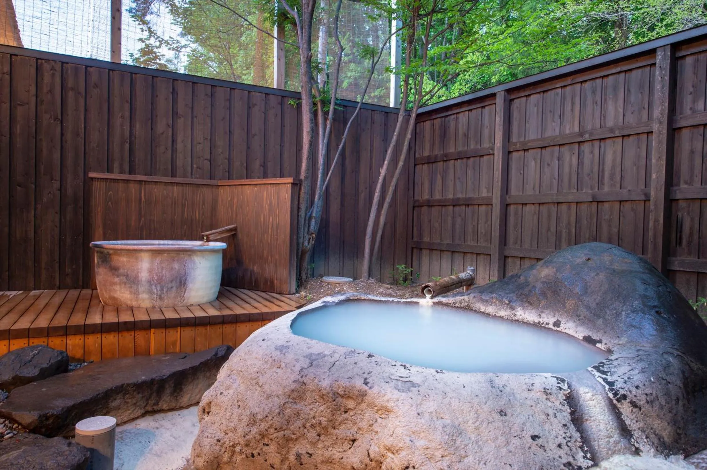 Hot Spring Bath in Meitoya So