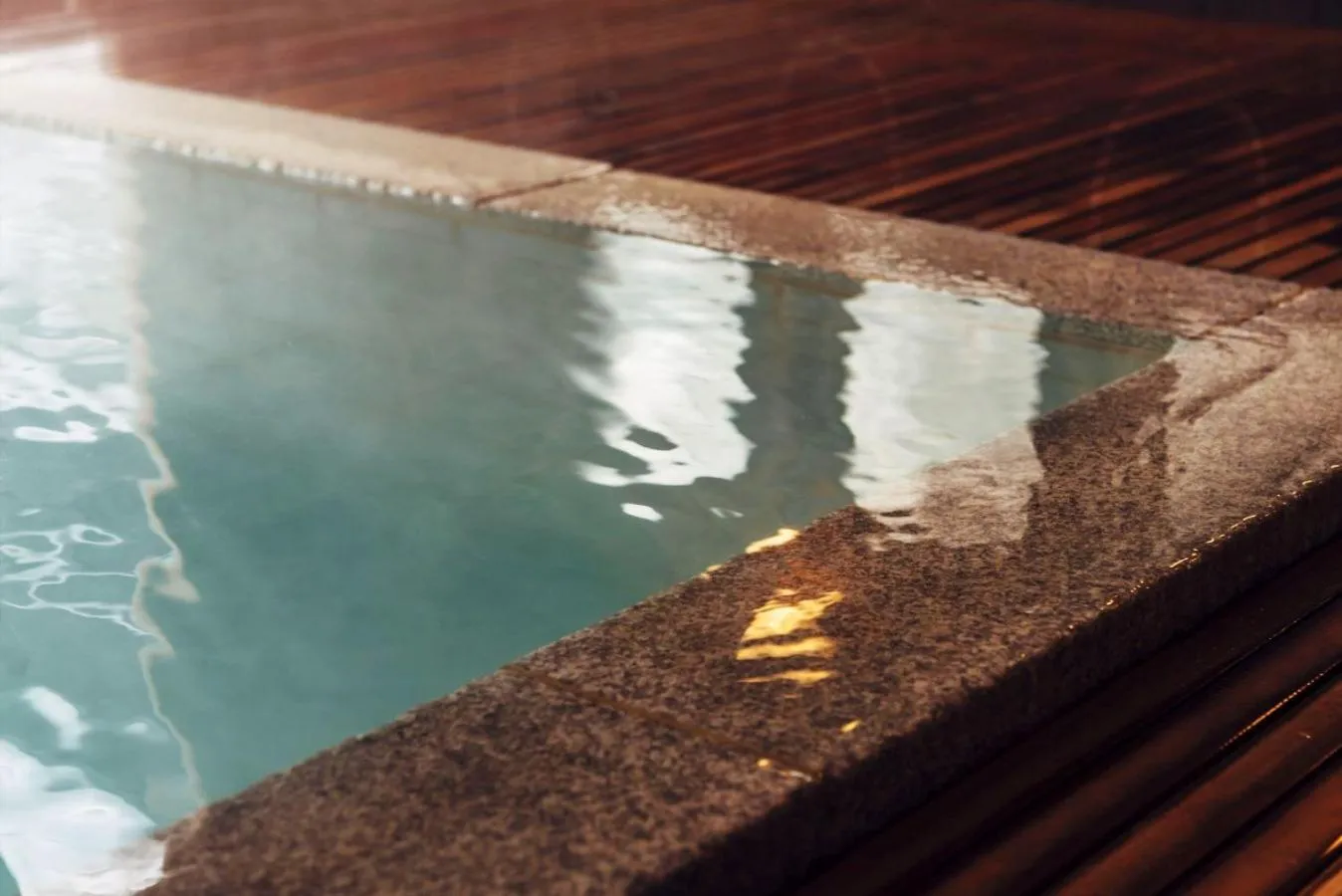 Hot Spring Bath in Meitoya So