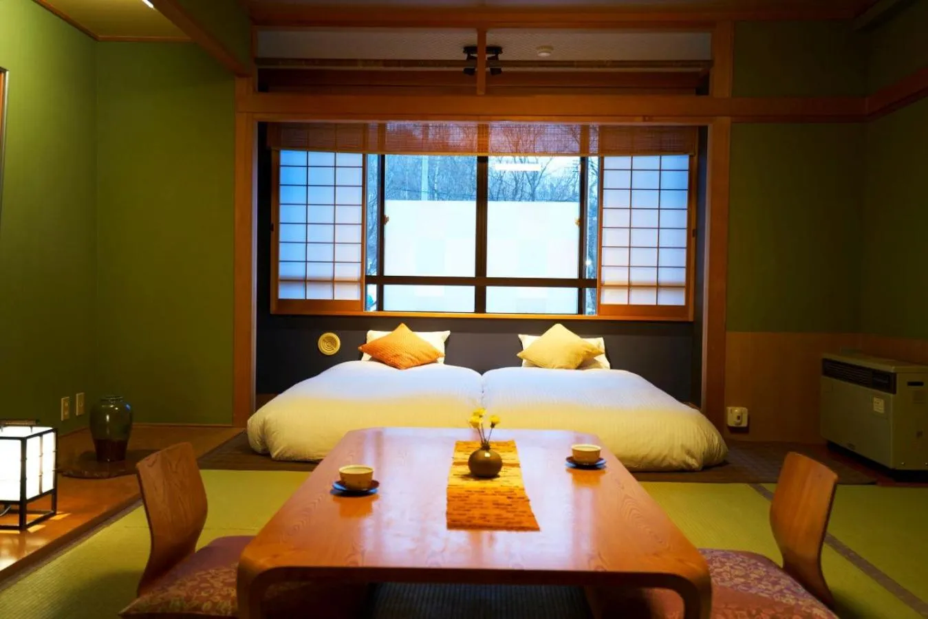 Photo of the whole room, Bed in Meitoya So
