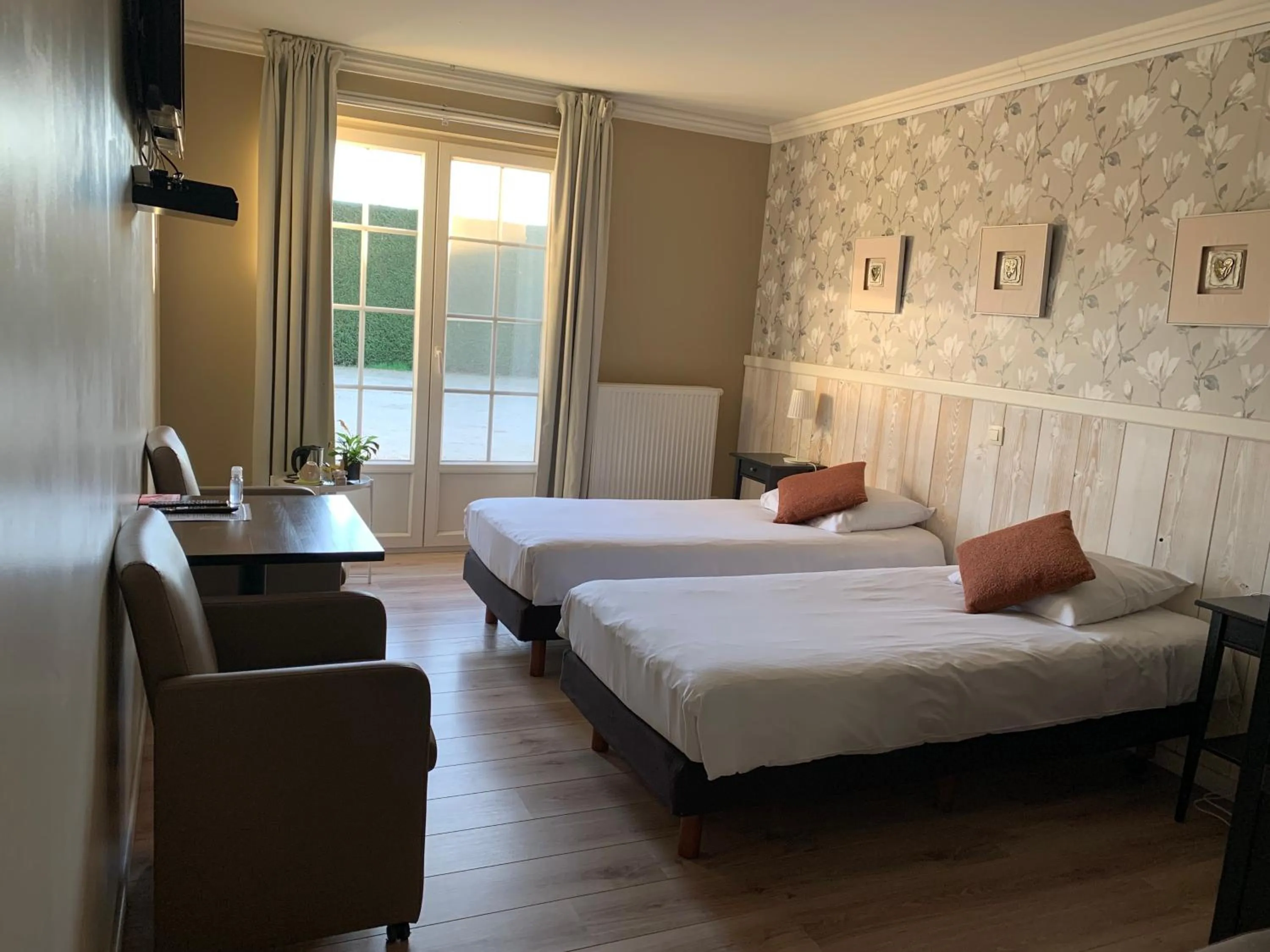 Bedroom, Bed in B&B Castellier