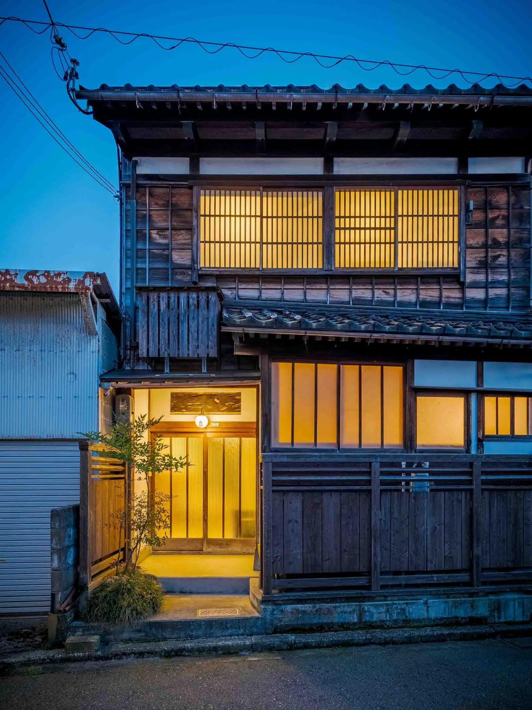 Facade/entrance in Hisago