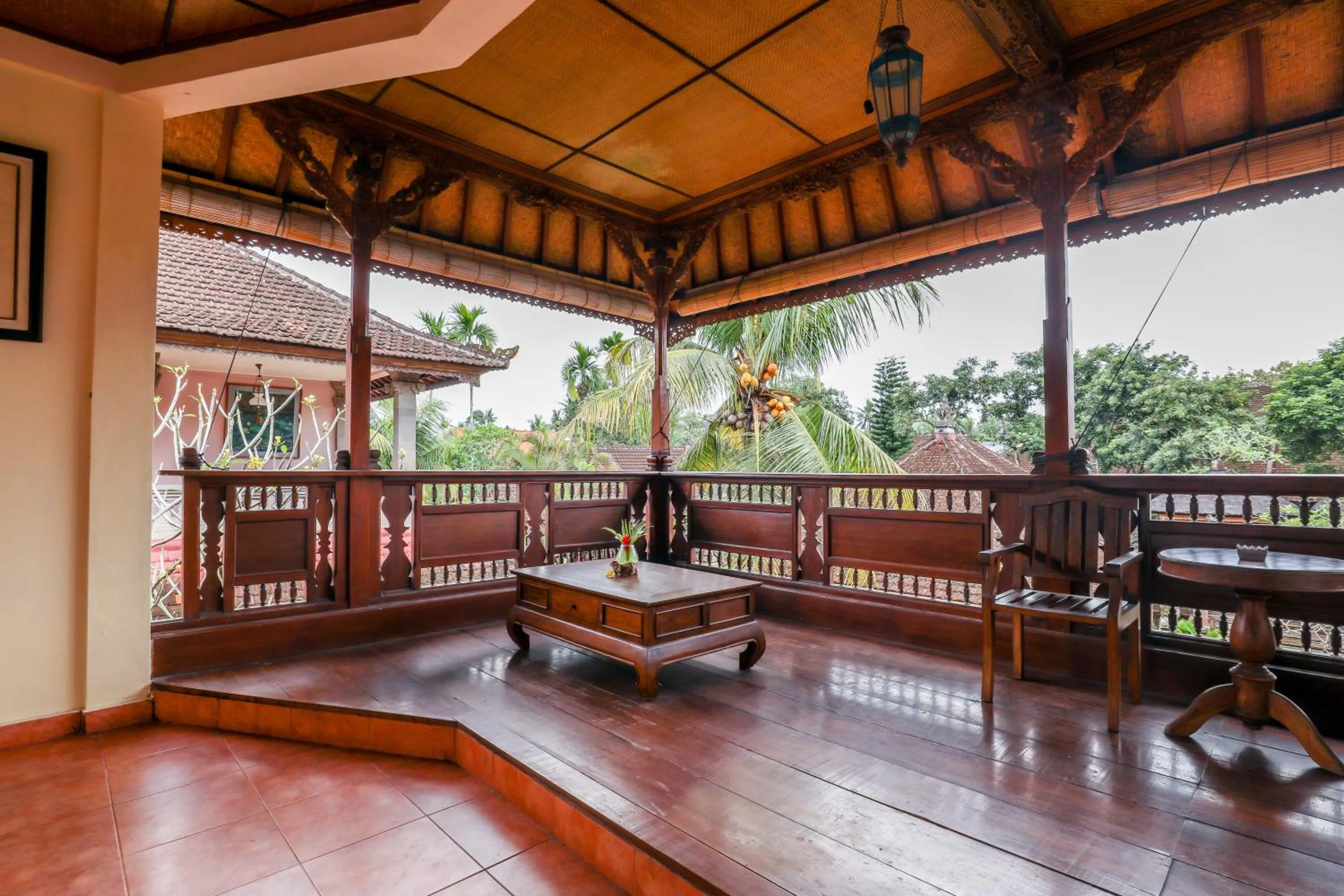 Seating area in Uma Dawa Resort and Spa