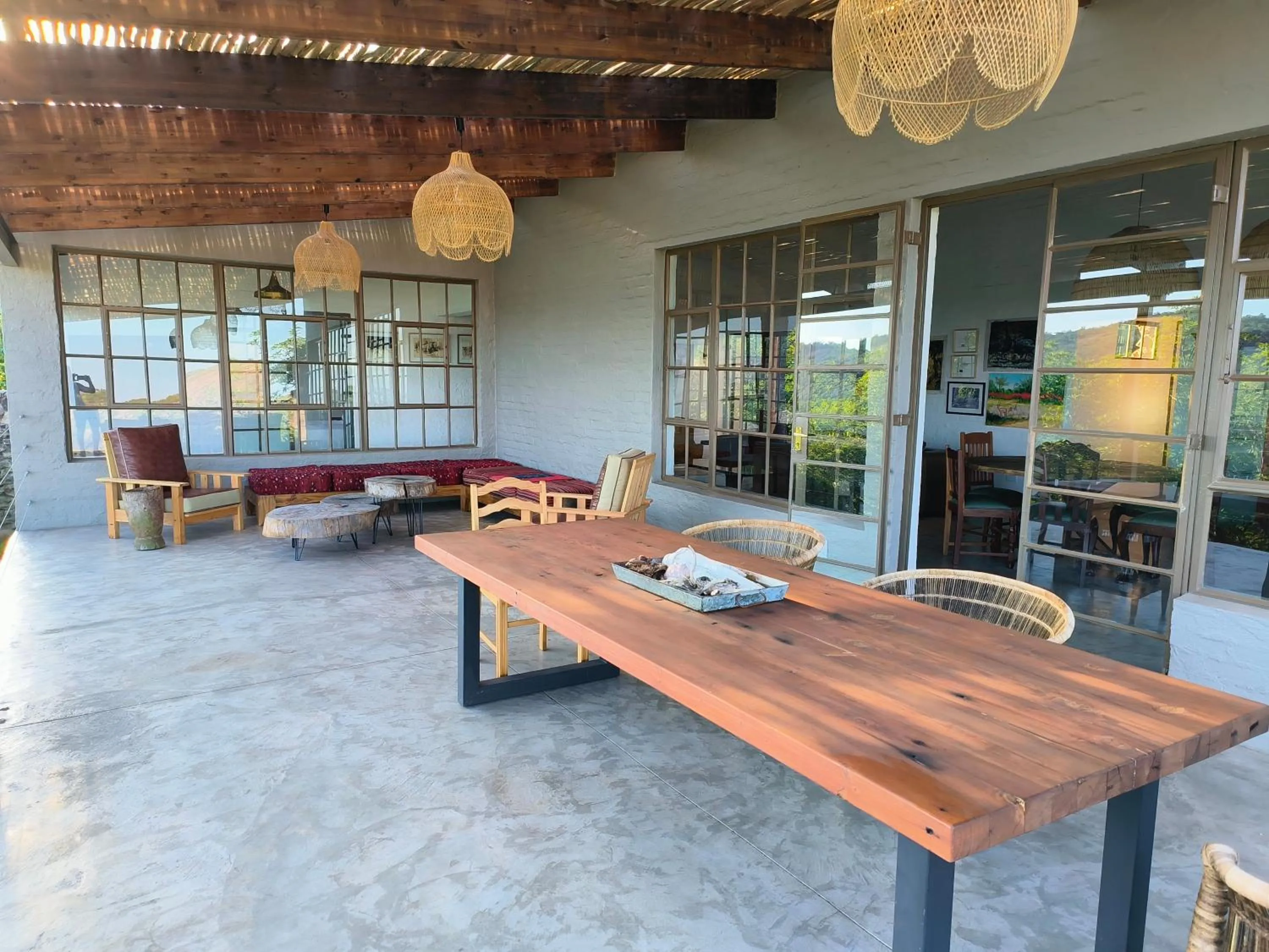 Patio in Eloff Guest House and Gallery