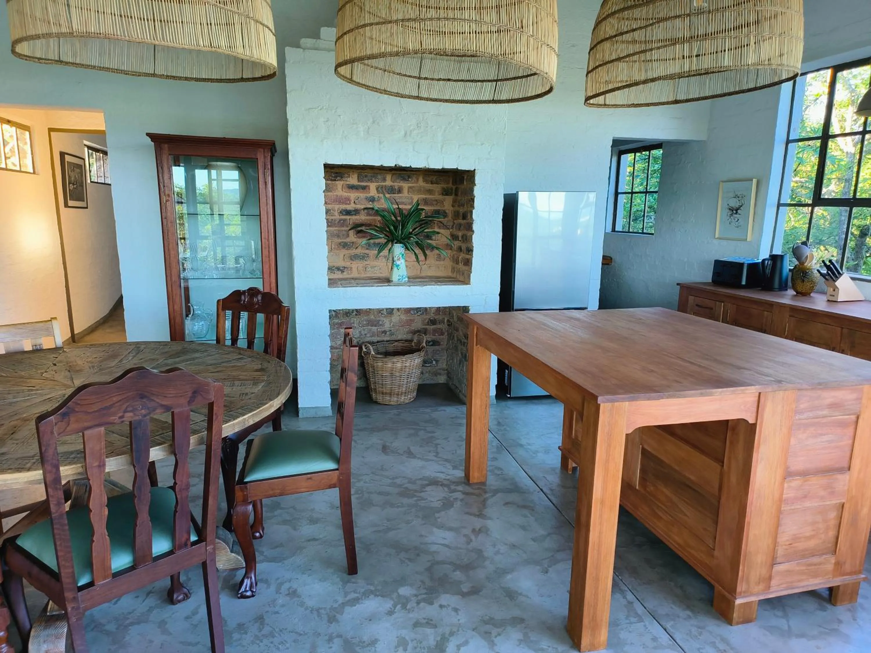 Kitchen or kitchenette in Eloff Guest House and Gallery