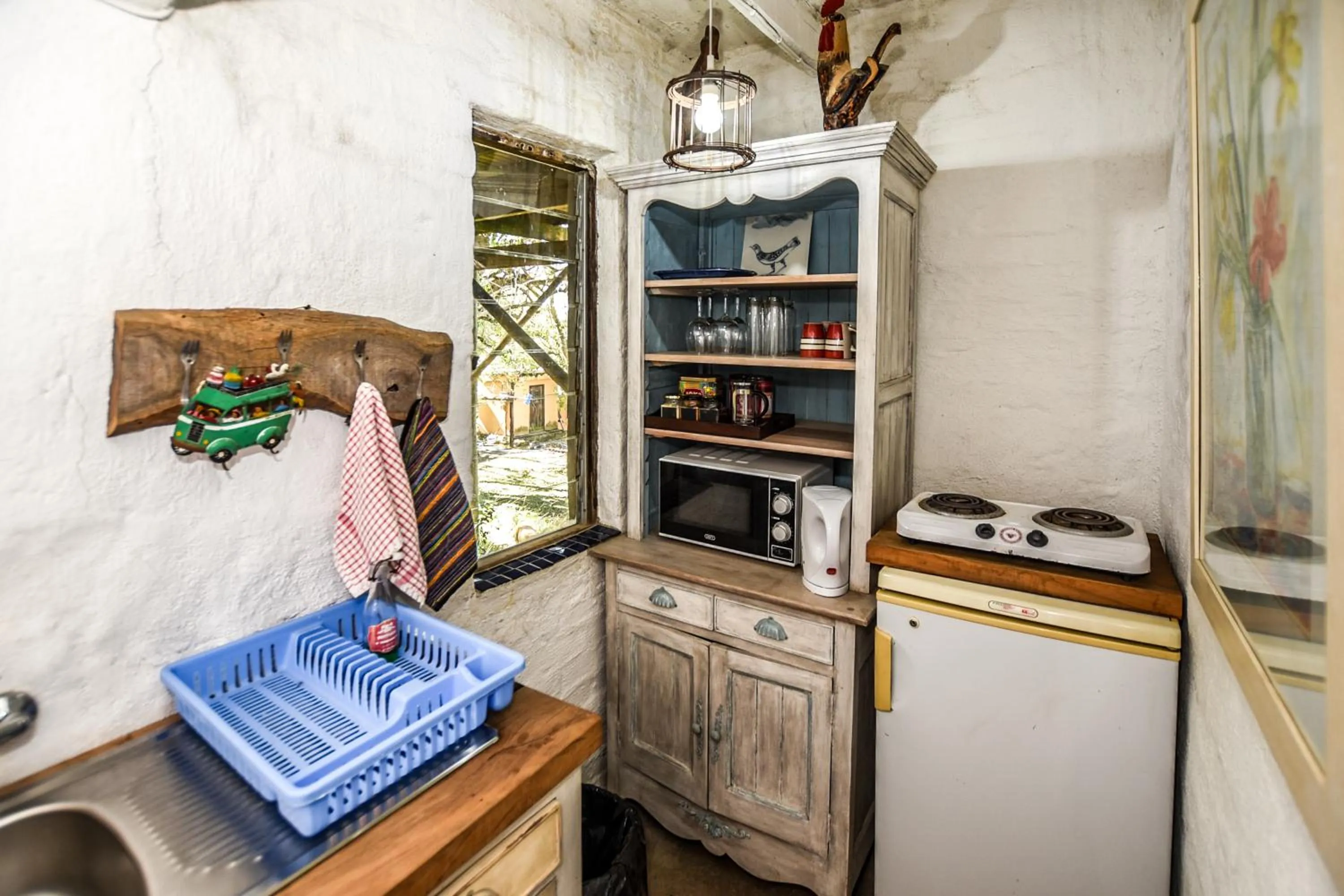 Kitchen or kitchenette in Eloff Guest House and Gallery