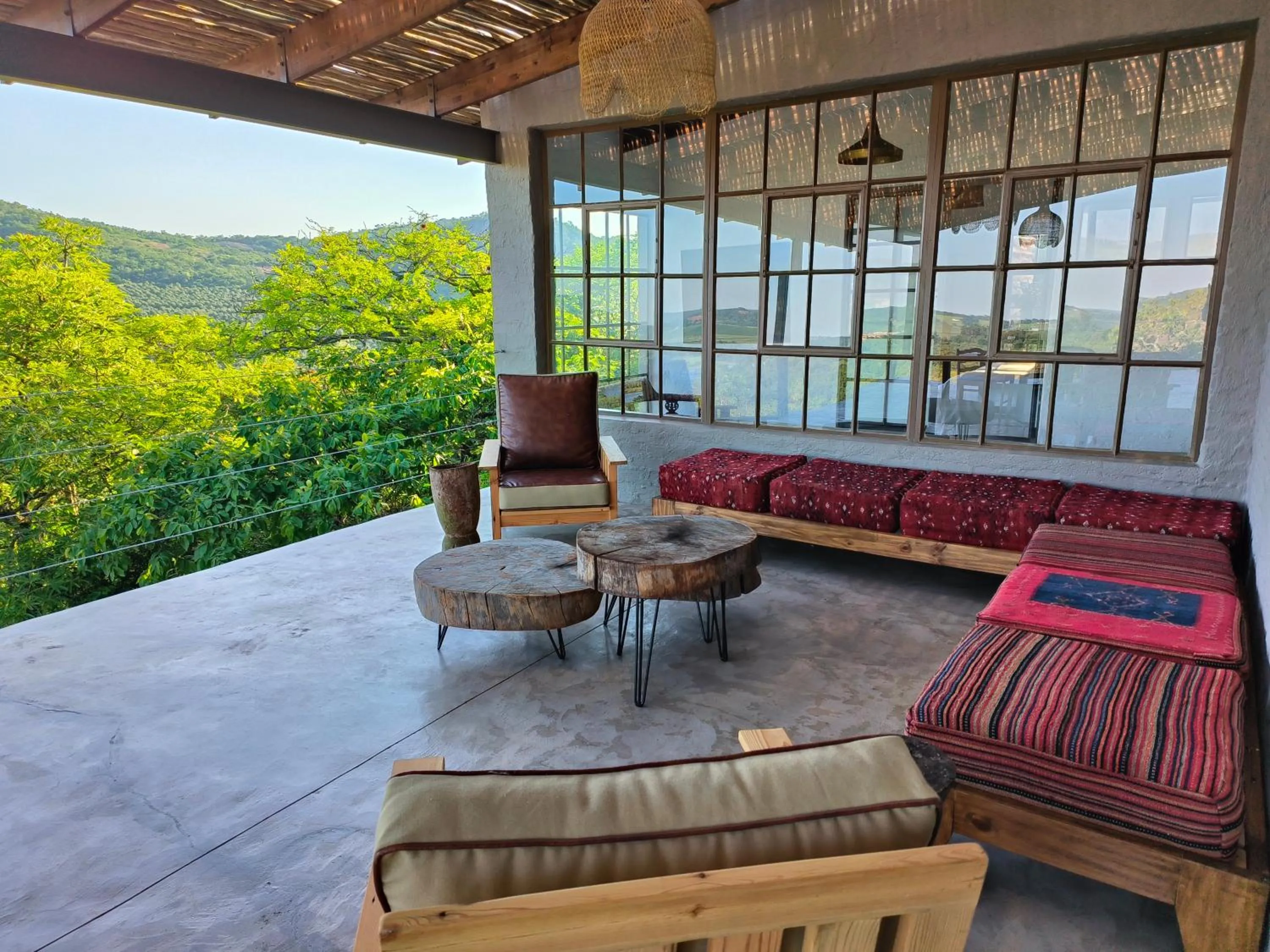 Patio in Eloff Guest House and Gallery