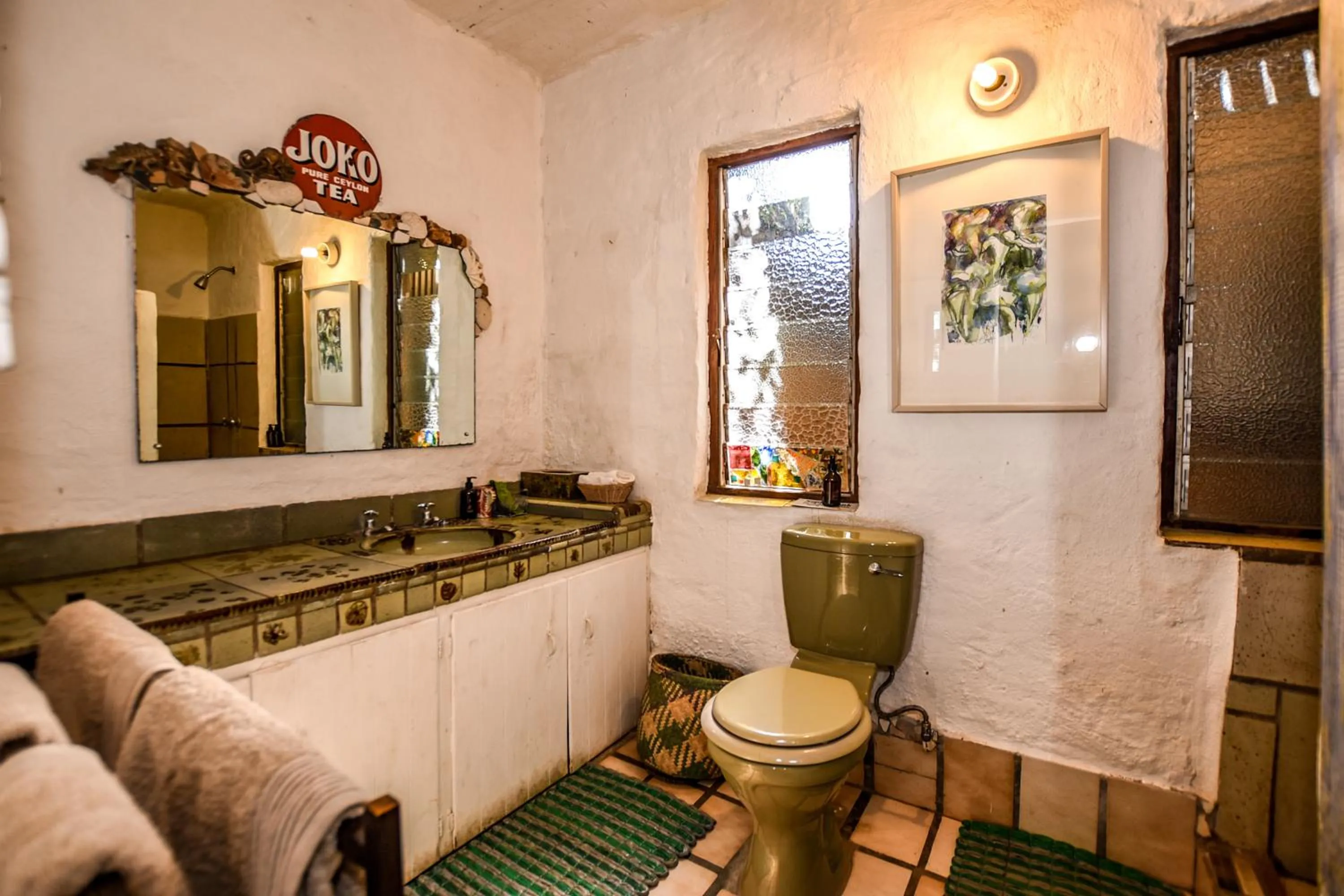 Bathroom in Eloff Guest House and Gallery