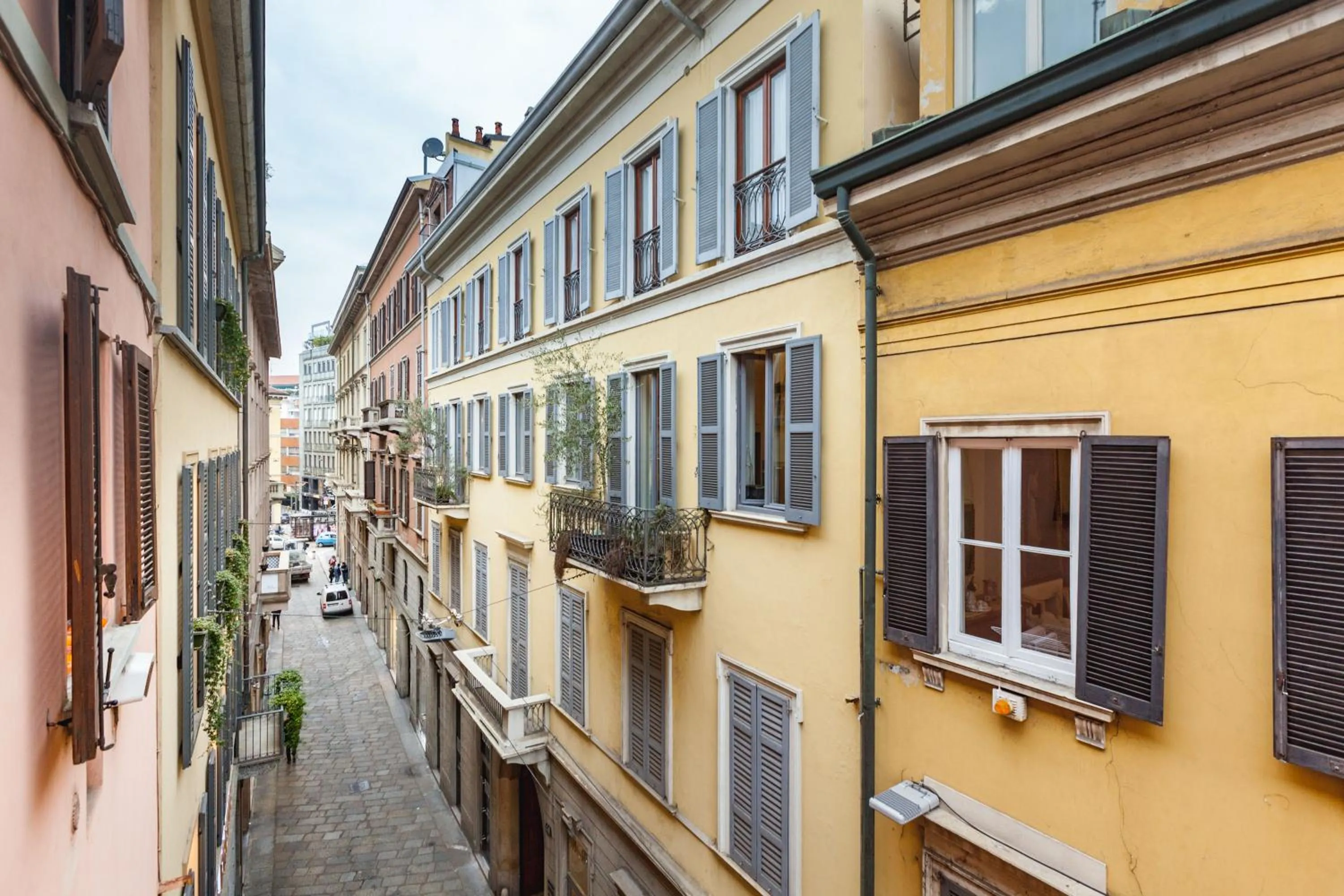 Street view in easyhomes - Spiga Suite