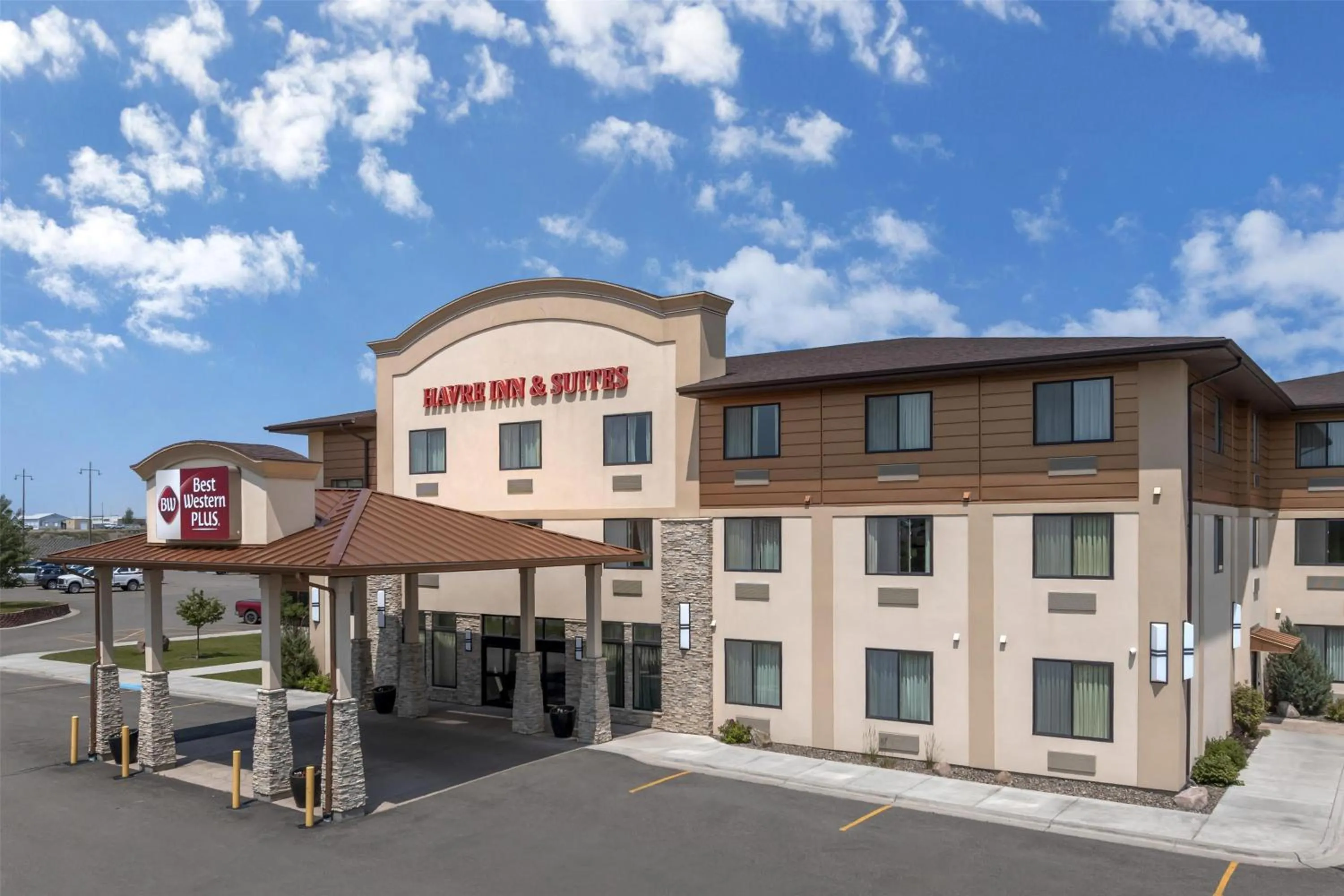 Property building in Best Western Plus Havre Inn & Suites