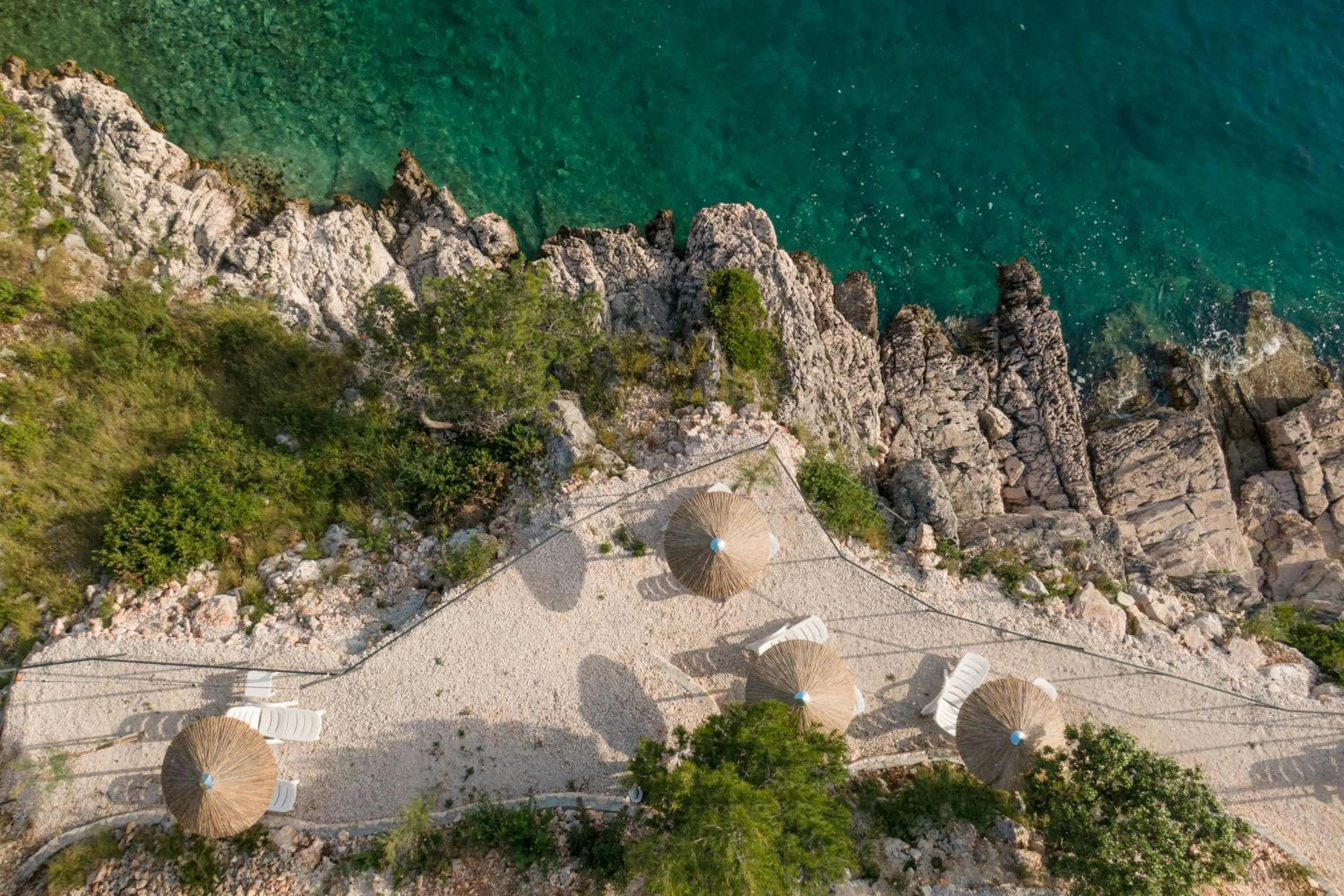 Beach in Gava Waterman Milna Resort – All Inclusive