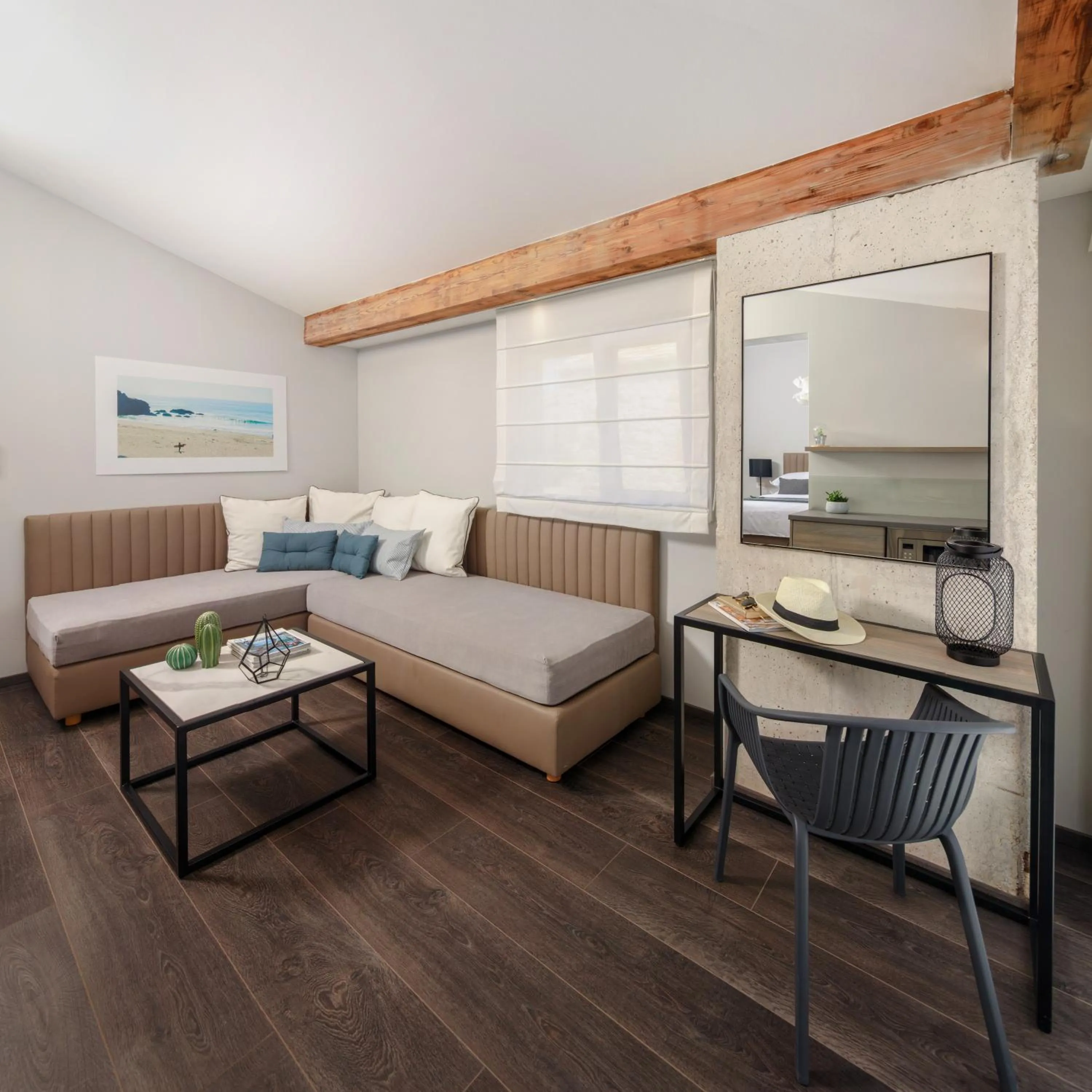 Living room, Bed in Gava Waterman Milna Resort – All Inclusive