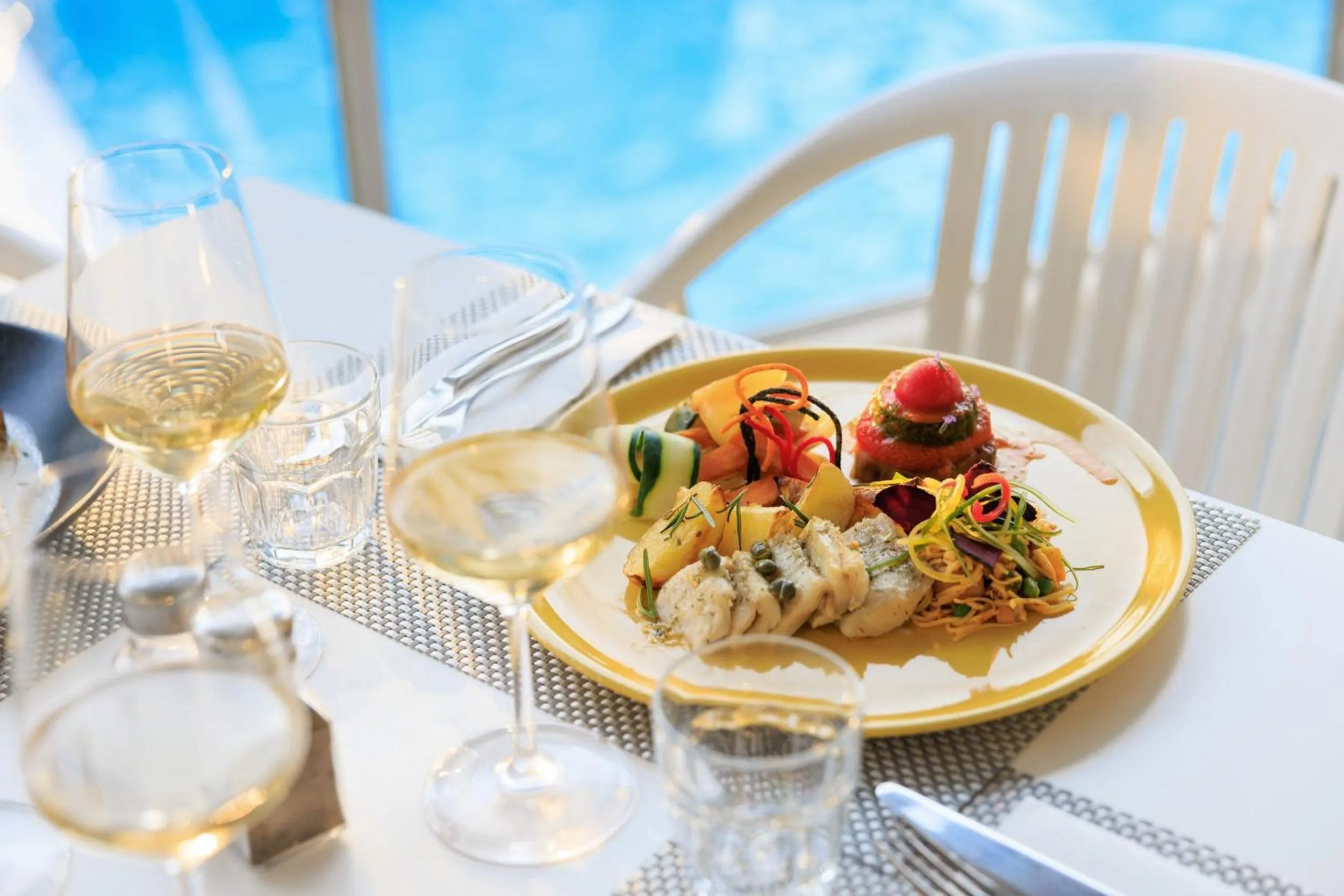 Restaurant/places to eat in Gava Waterman Milna Resort – All Inclusive