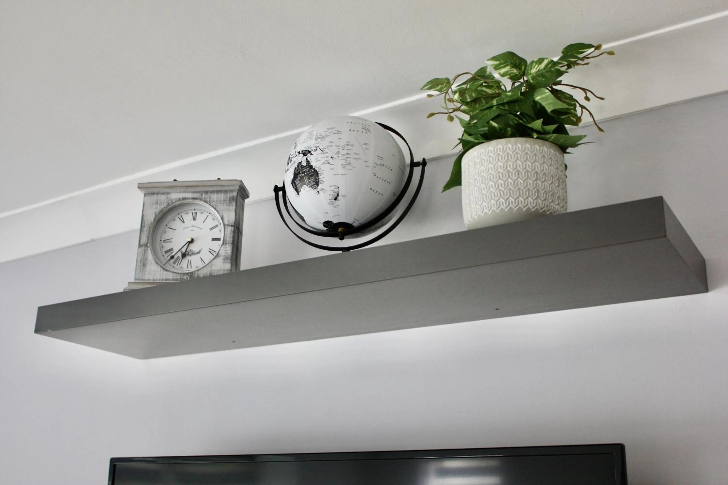 Decorative detail in Four Corners Holiday Home Hot Tub & Sauna