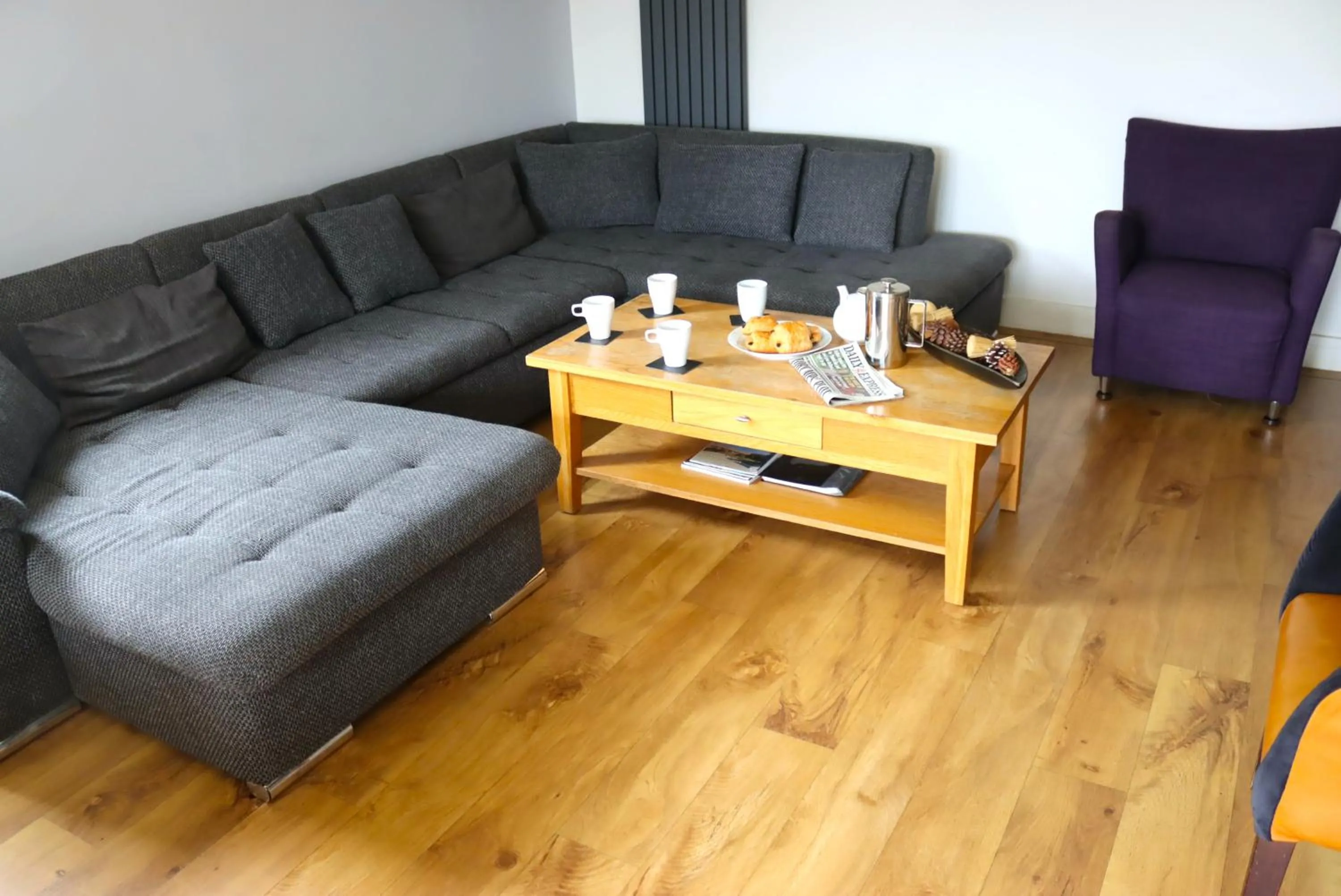 Property building in Four Corners Holiday Home Hot Tub & Sauna