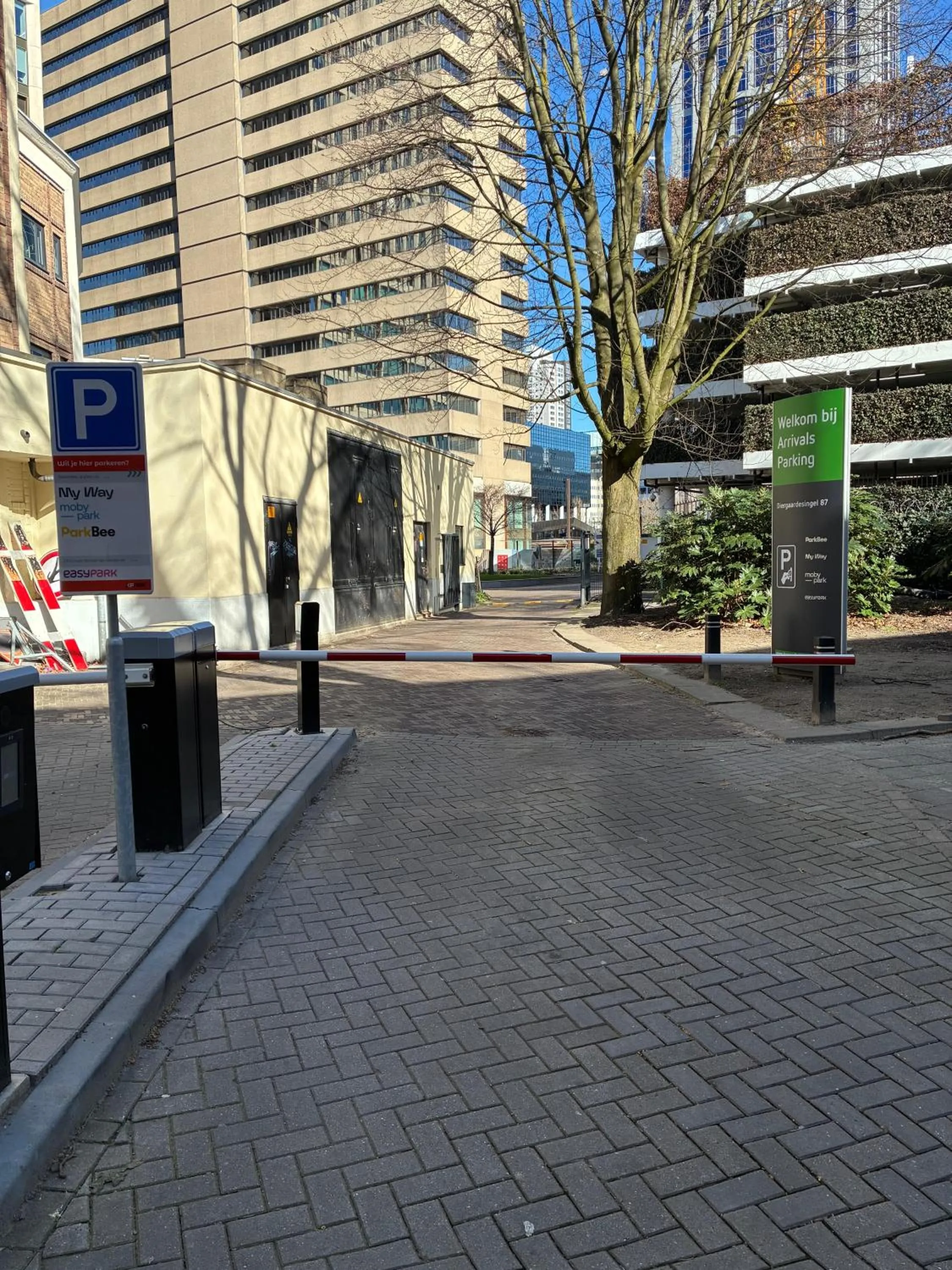 Parking in PREMIER SUITES Rotterdam