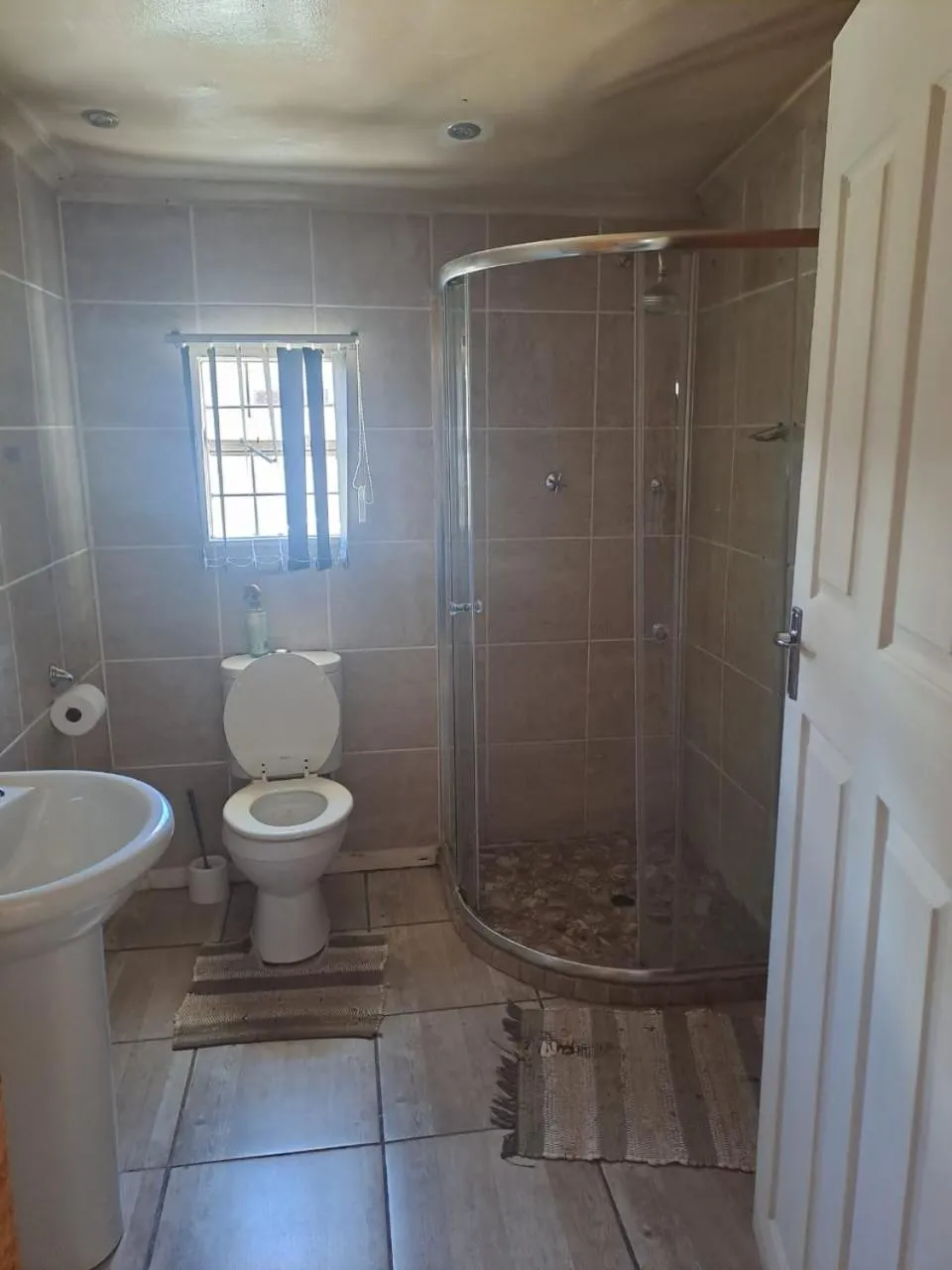 Shower in Breaking Dawn