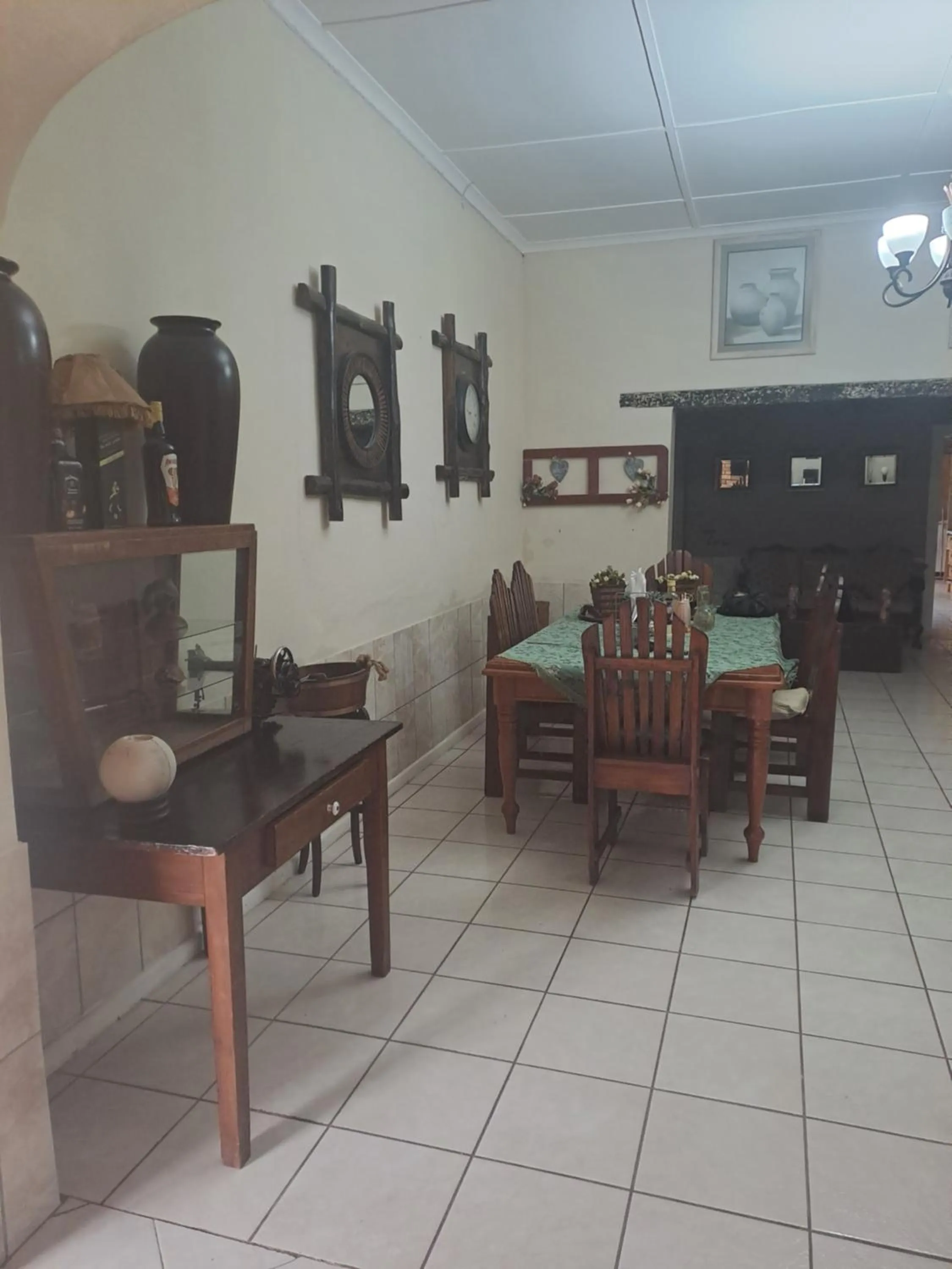 Dining area in Breaking Dawn