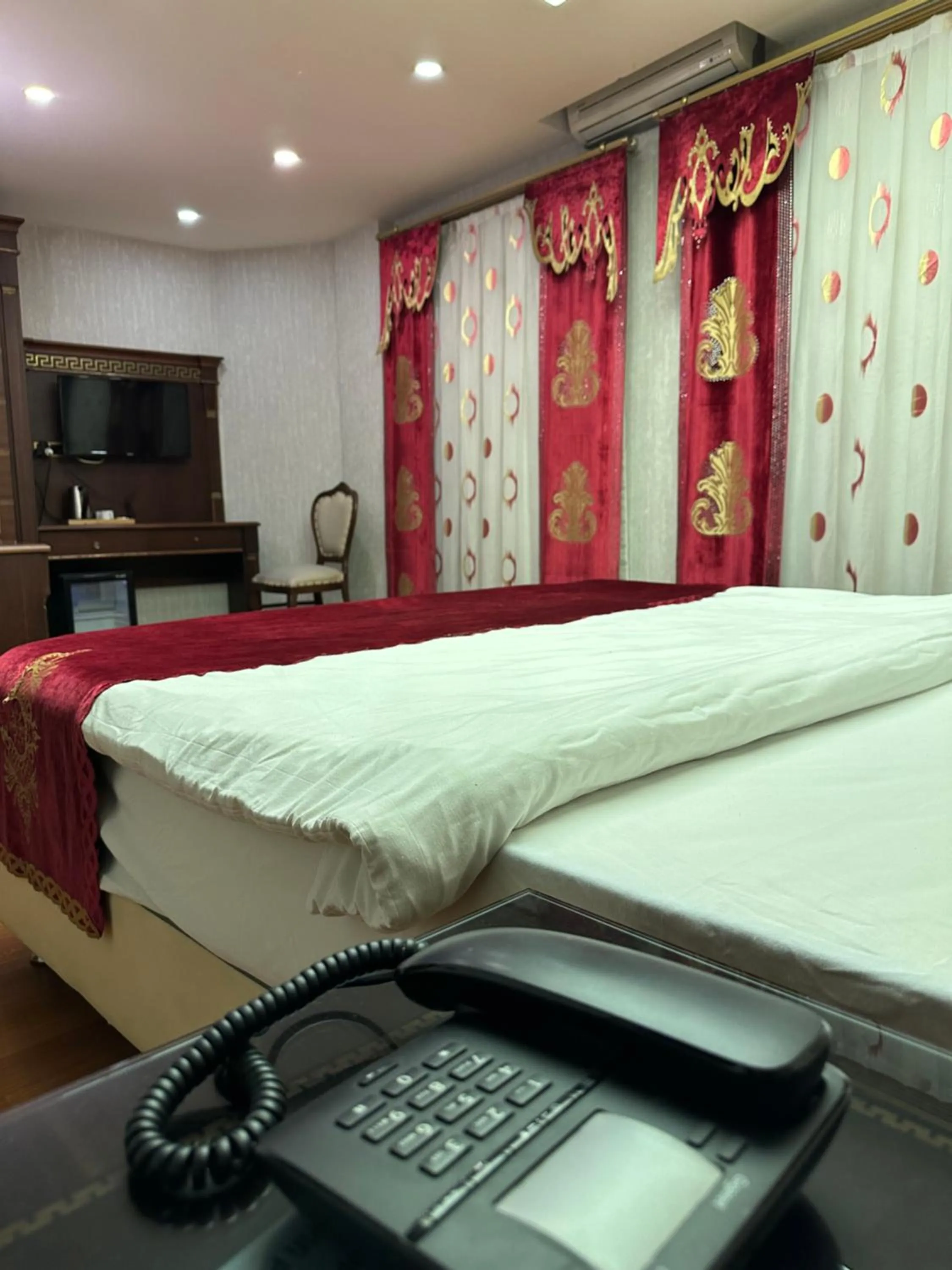 Bedroom in Napolyon hotel