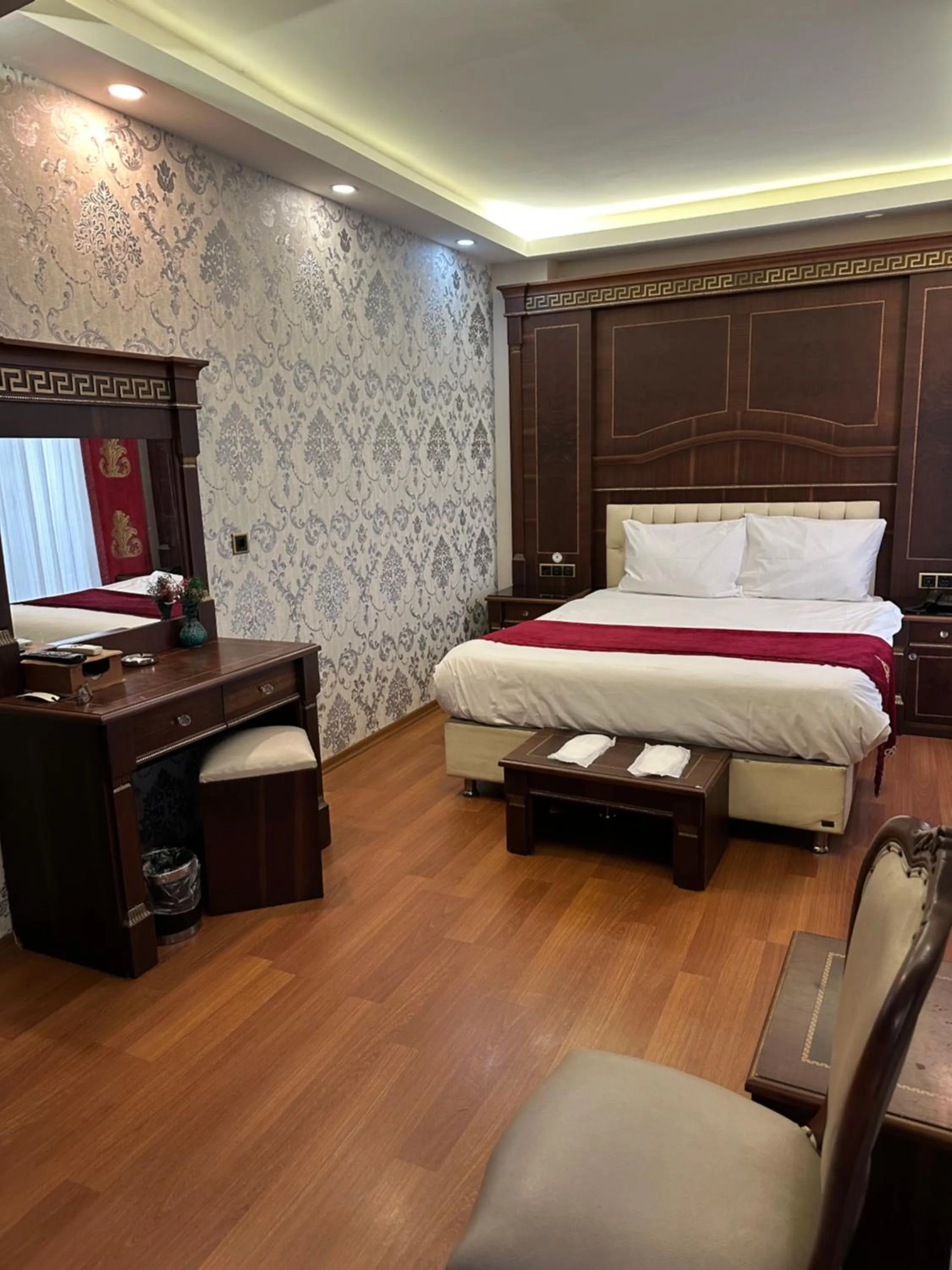 Bedroom in Napolyon hotel