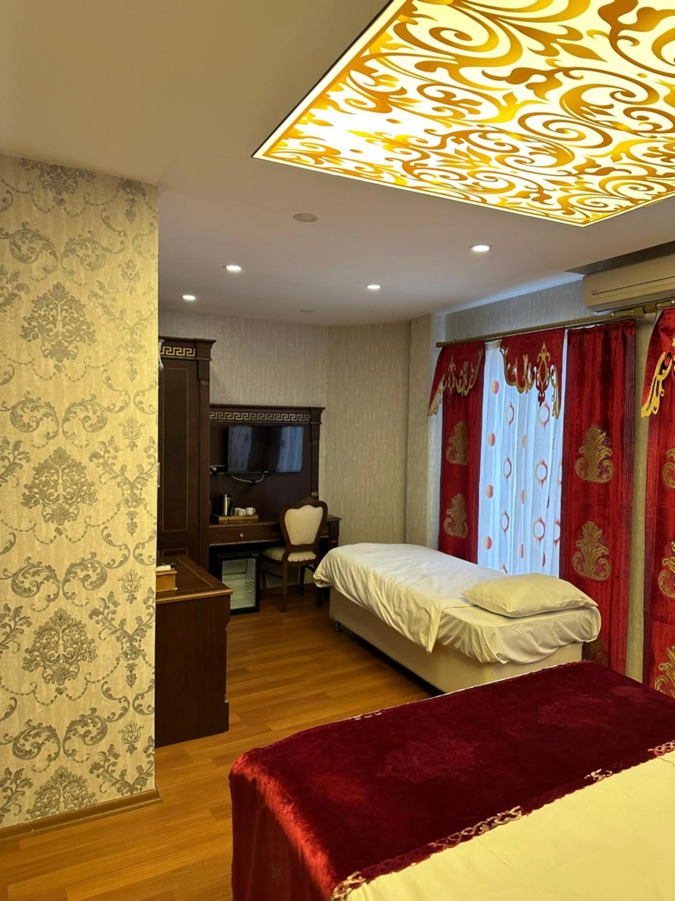 Bed in Napolyon hotel