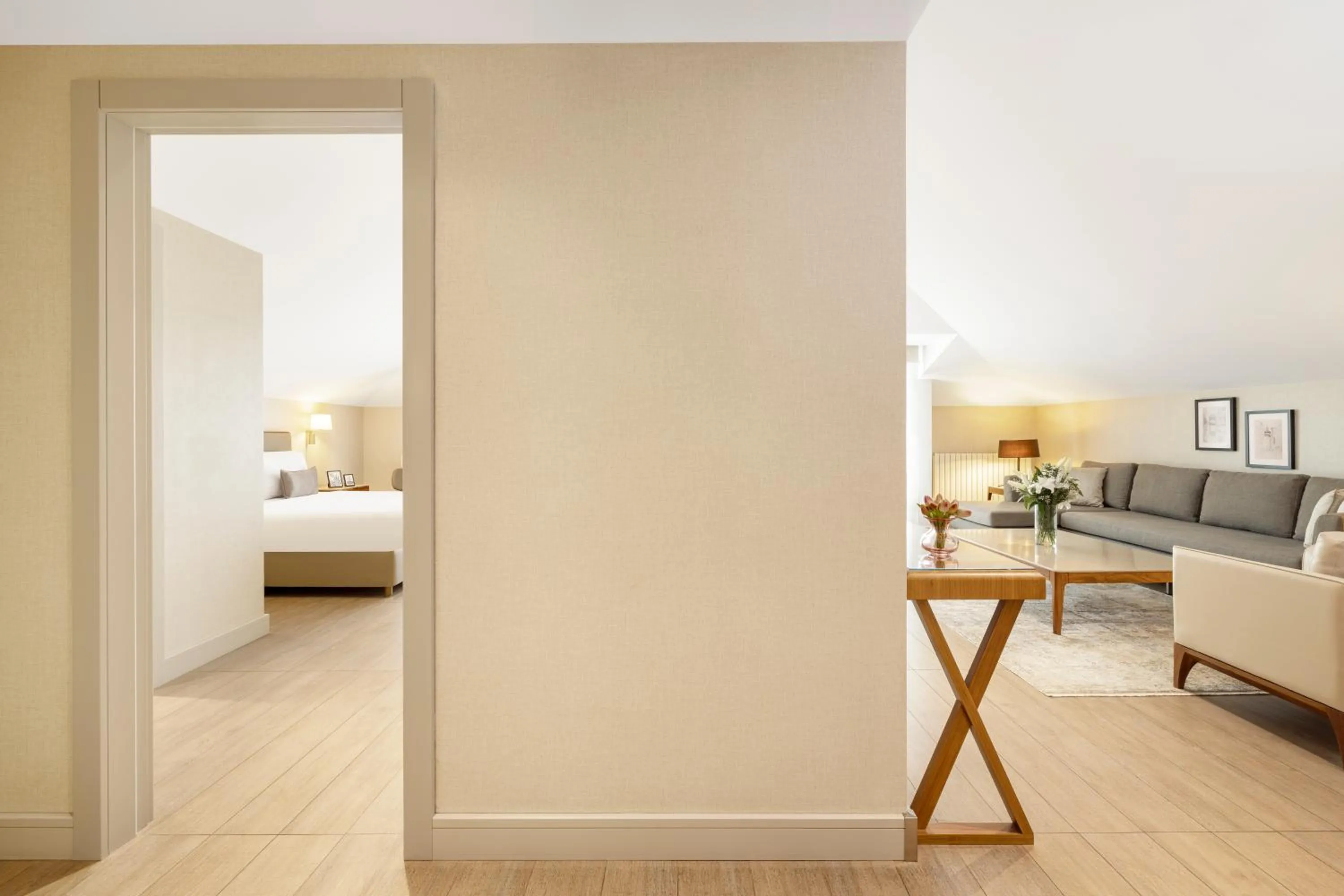 Living room, Bed in Tzl Suites Hotel Nişantaşı