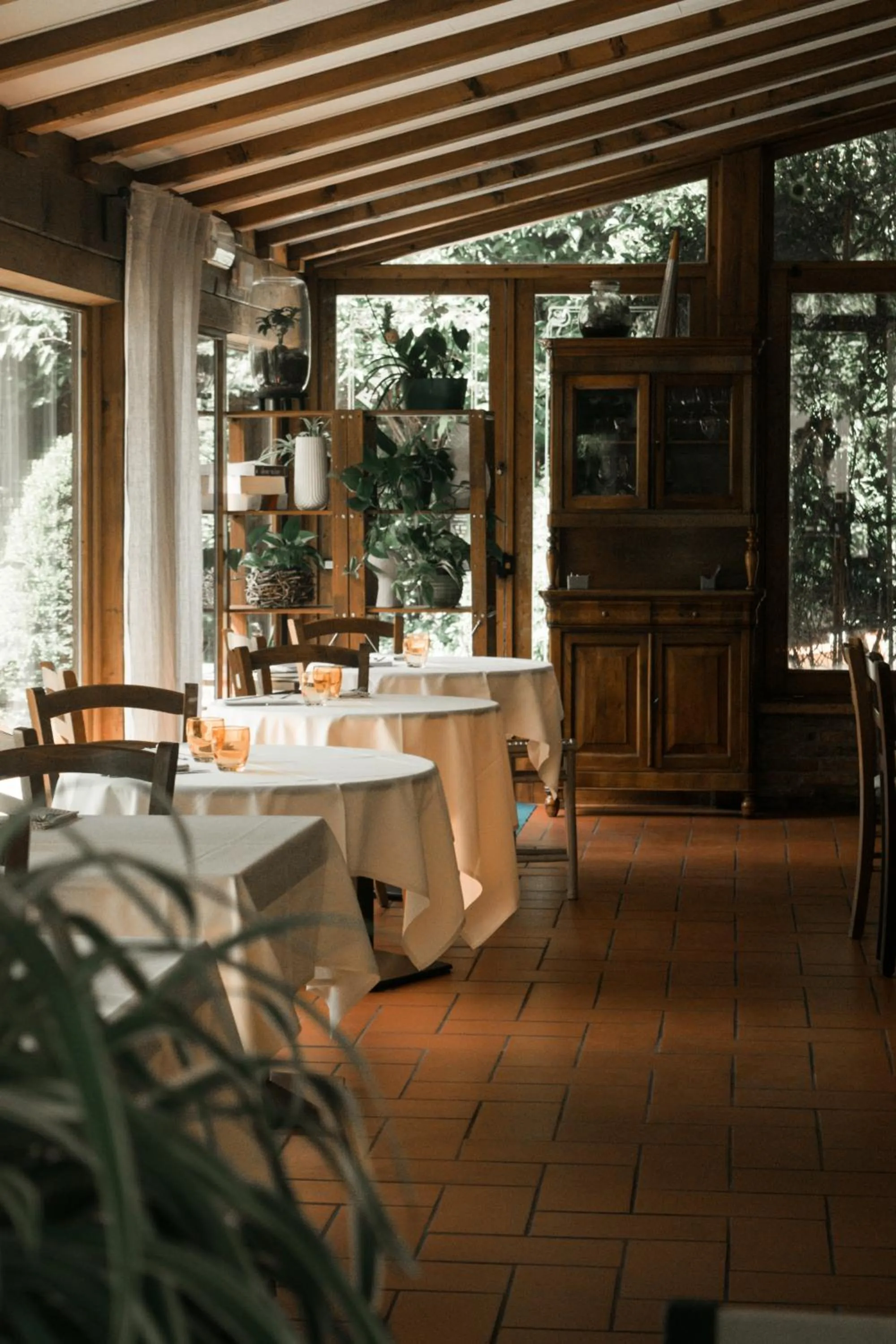 Restaurant/places to eat in Rama Relais