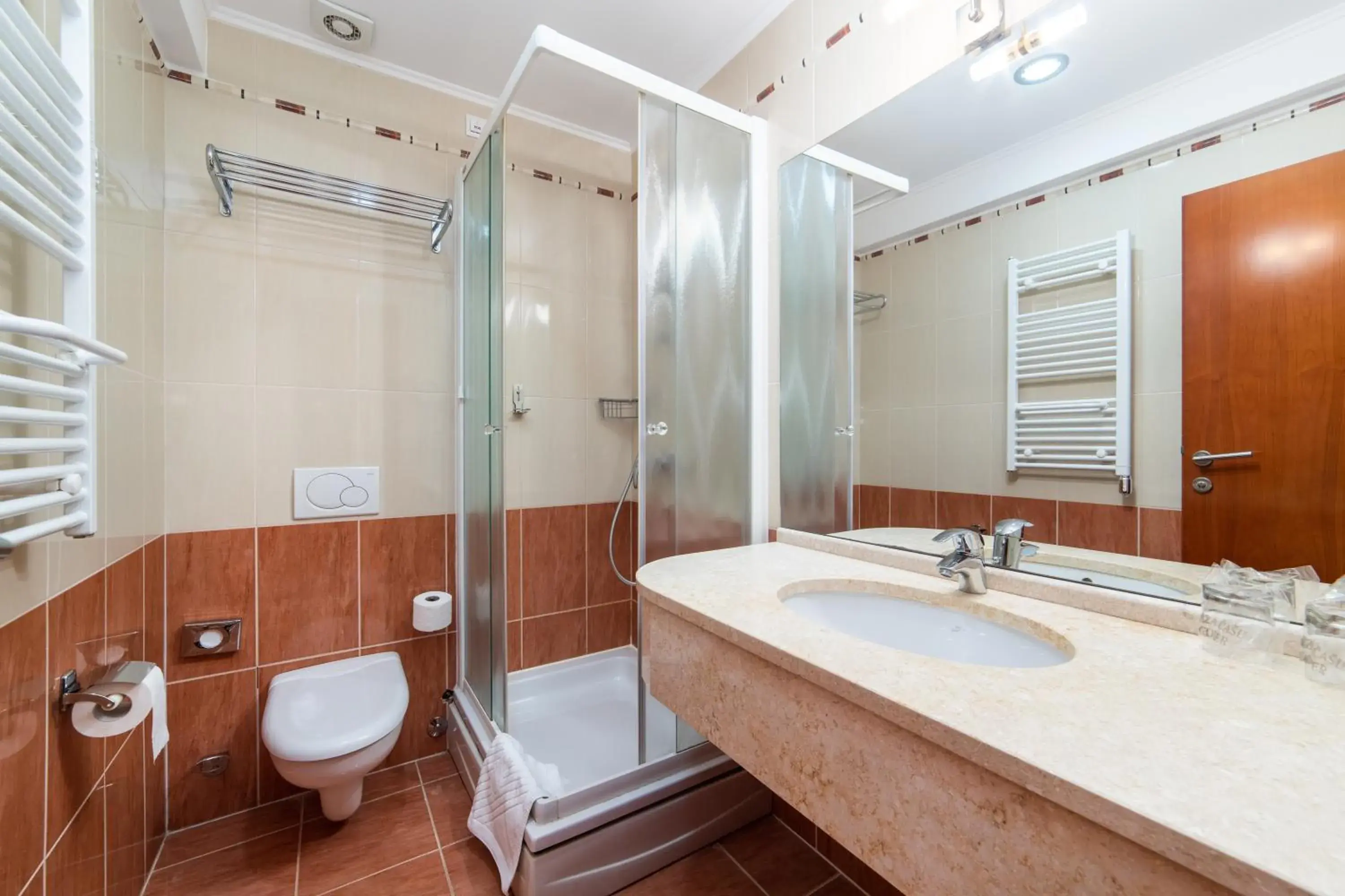 Standard Double Room with Sofa Bed and Partial Sea View in Hotel Bella Vista Standard Double Room with Sofa Bed and Partial Sea View in Hotel Bella Vista