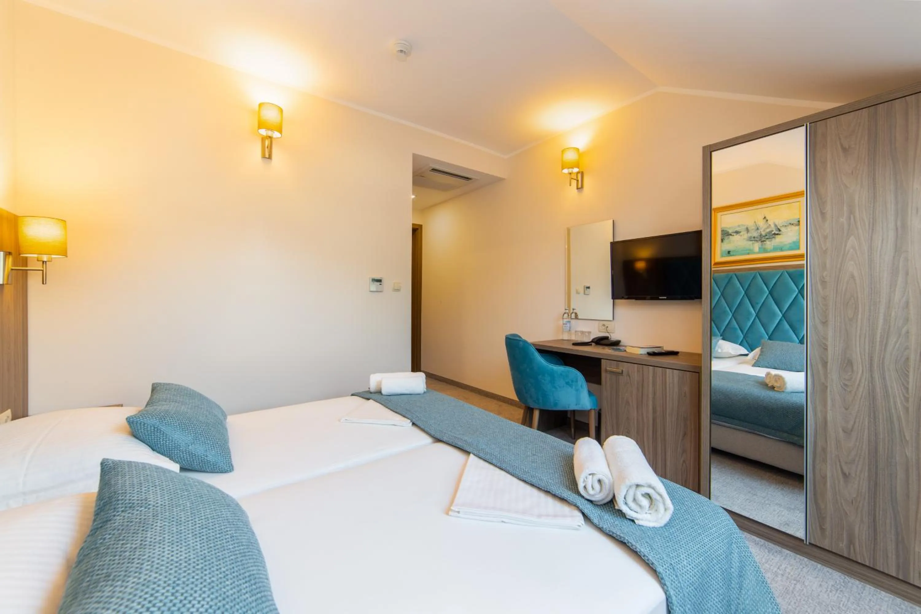 Bedroom, Bed in Hotel Bella Vista