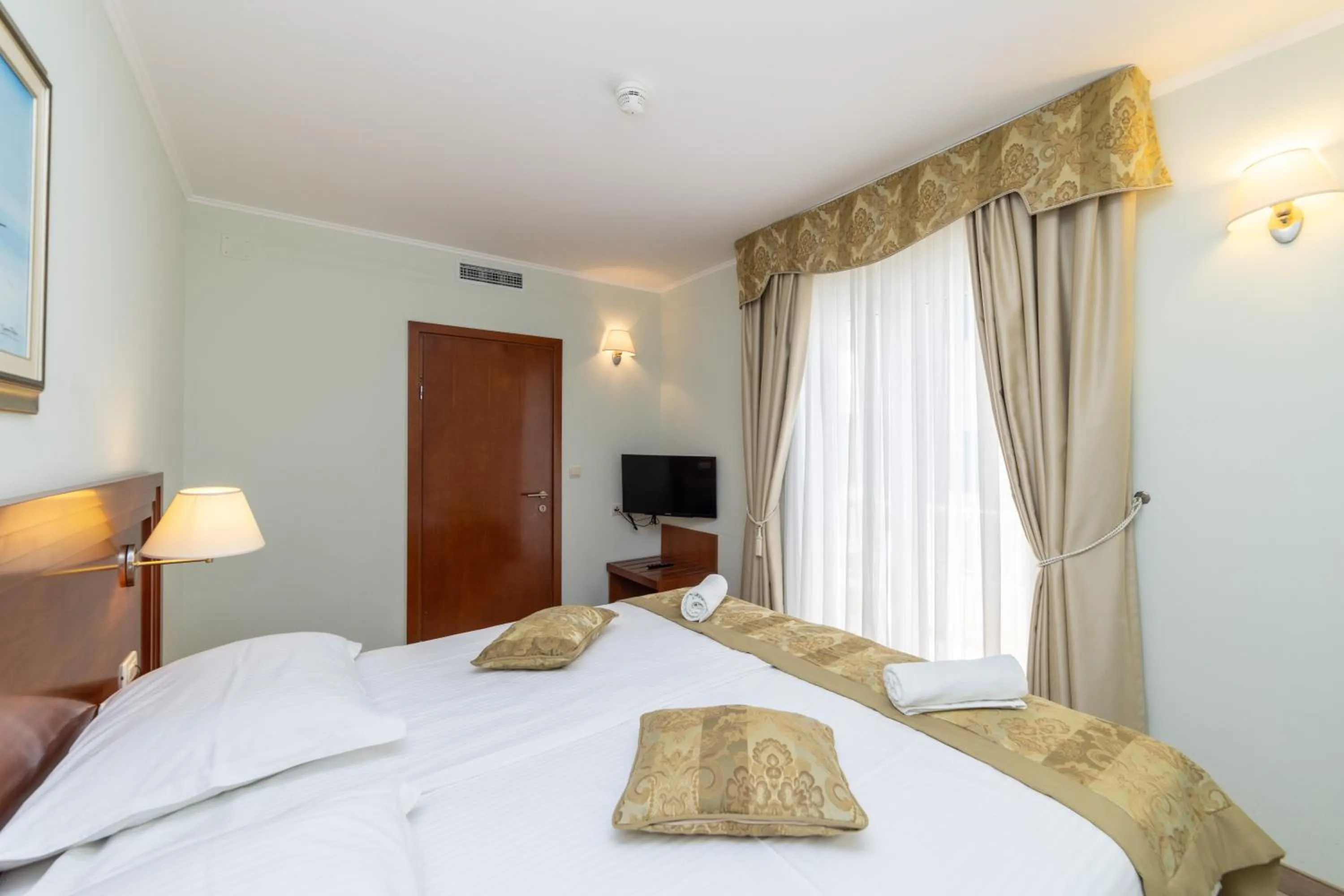 Bedroom, Bed in Hotel Bella Vista