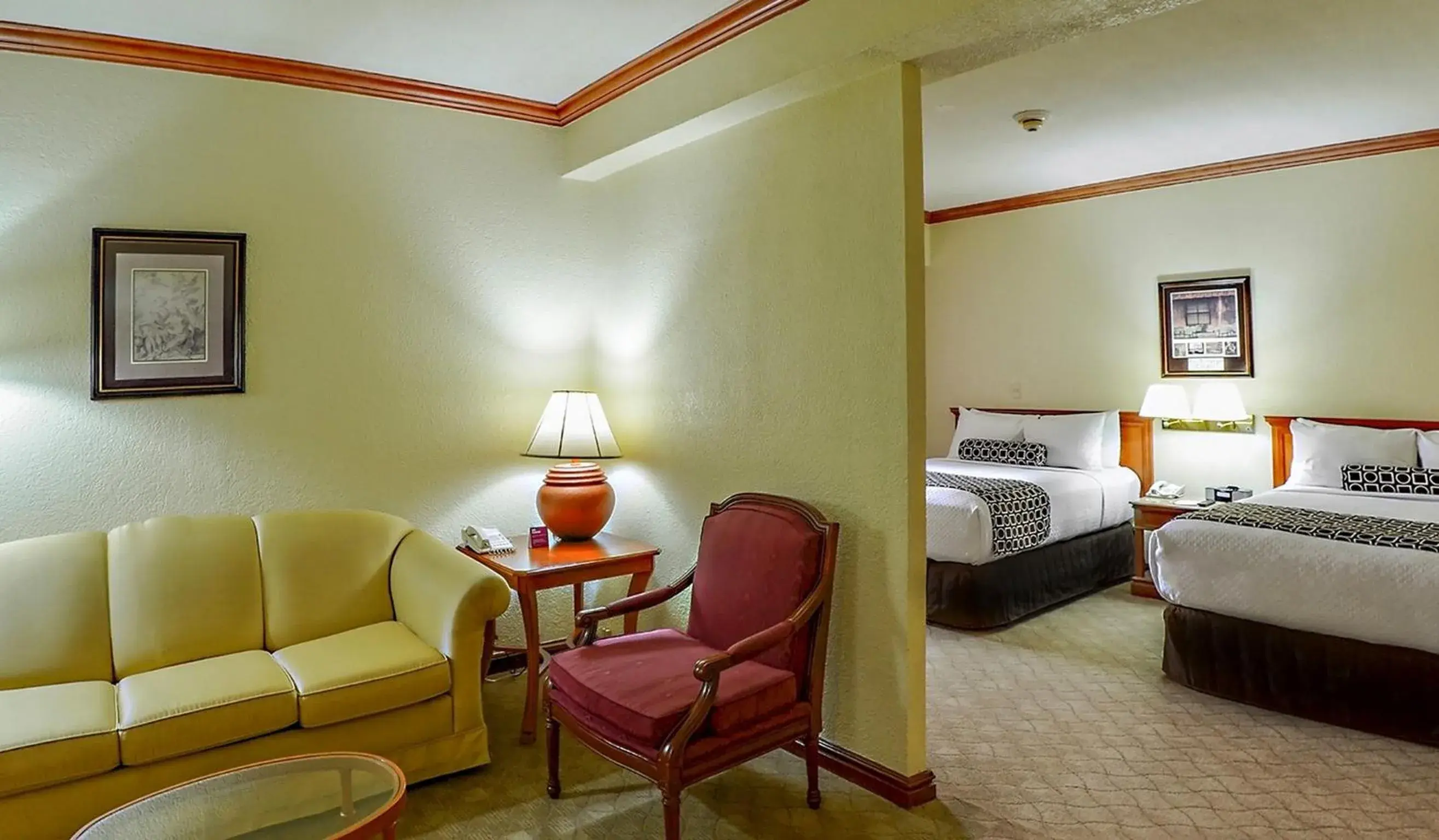 Junior Suite in Hotel Las Americas Junior Suite in Hotel Las Americas