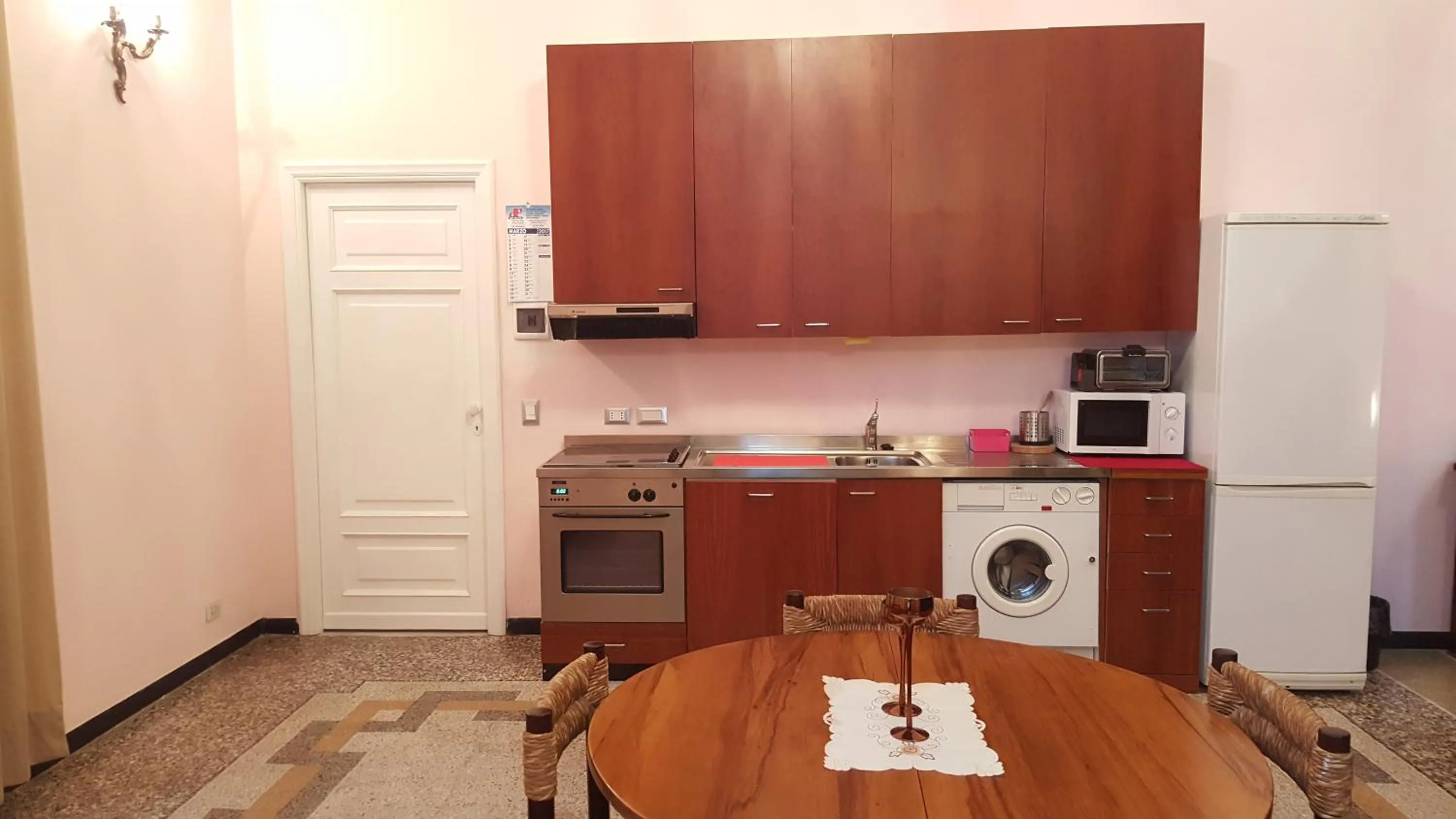 Kitchen or kitchenette in Royal Suite