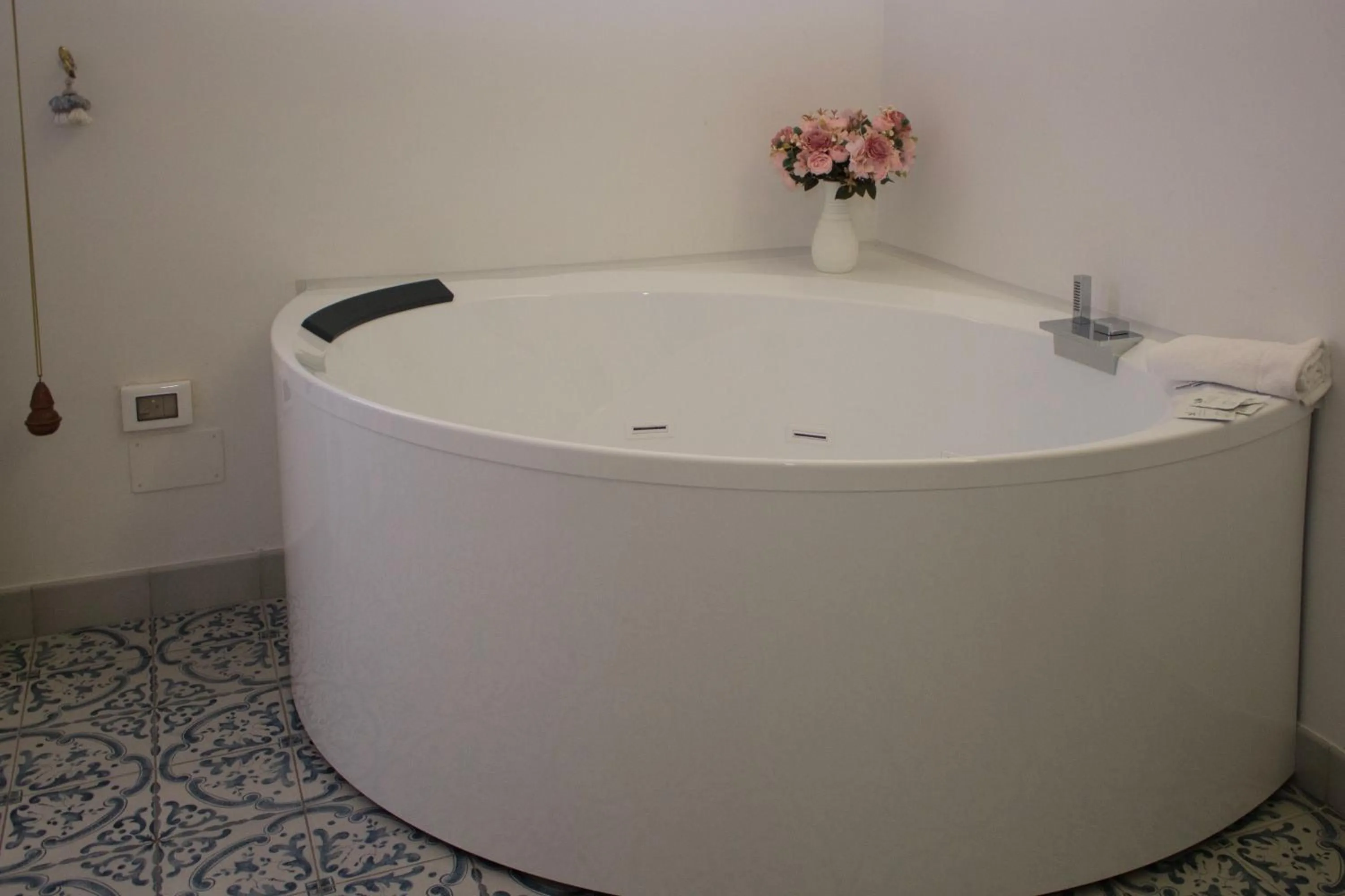 Hot Tub in Suite della villa
