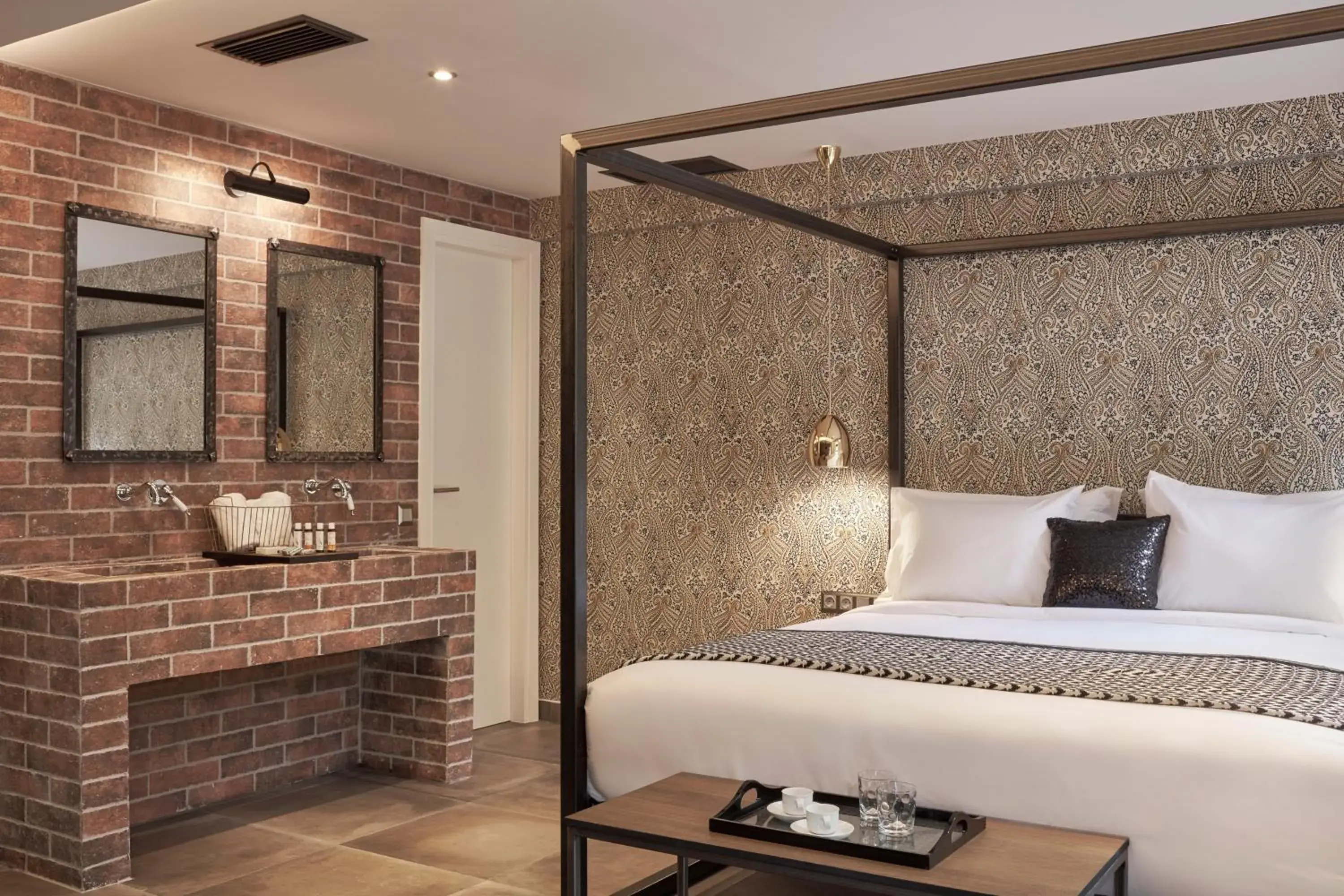 Junior Suite in 18 Micon Str. Junior Suite in 18 Micon Str.