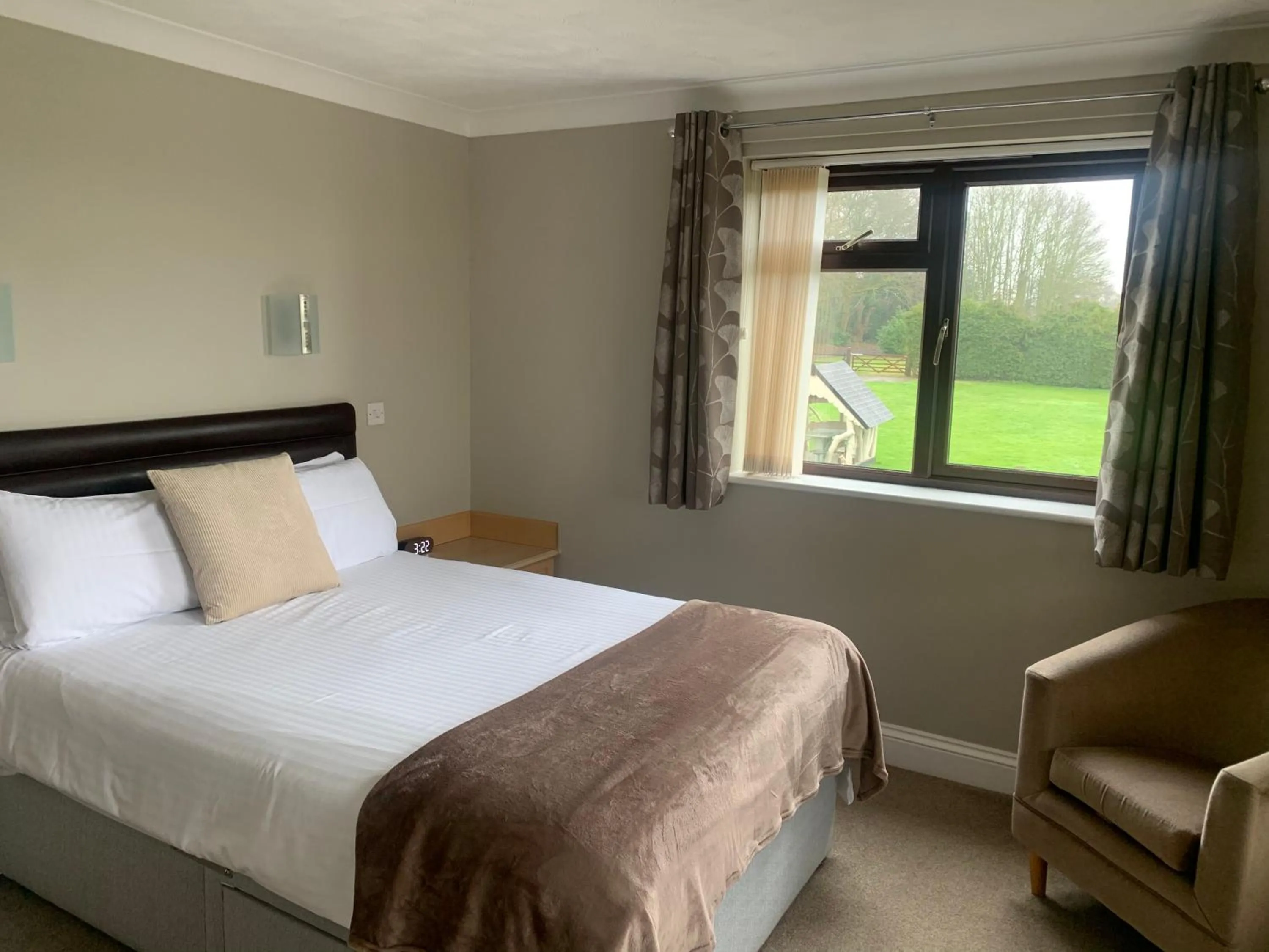 Photo of the whole room, Bed in Church Farm Guest House